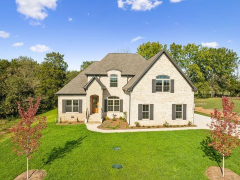 1611 Martha Washington Way Murfreesboro TN 37130