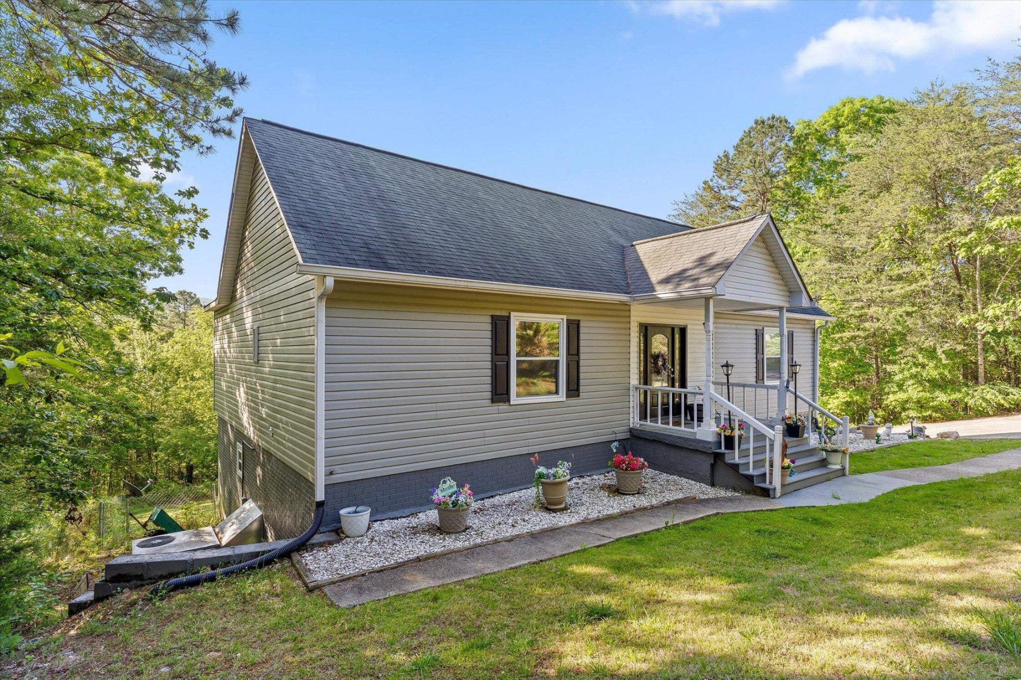 152 Highland Drive