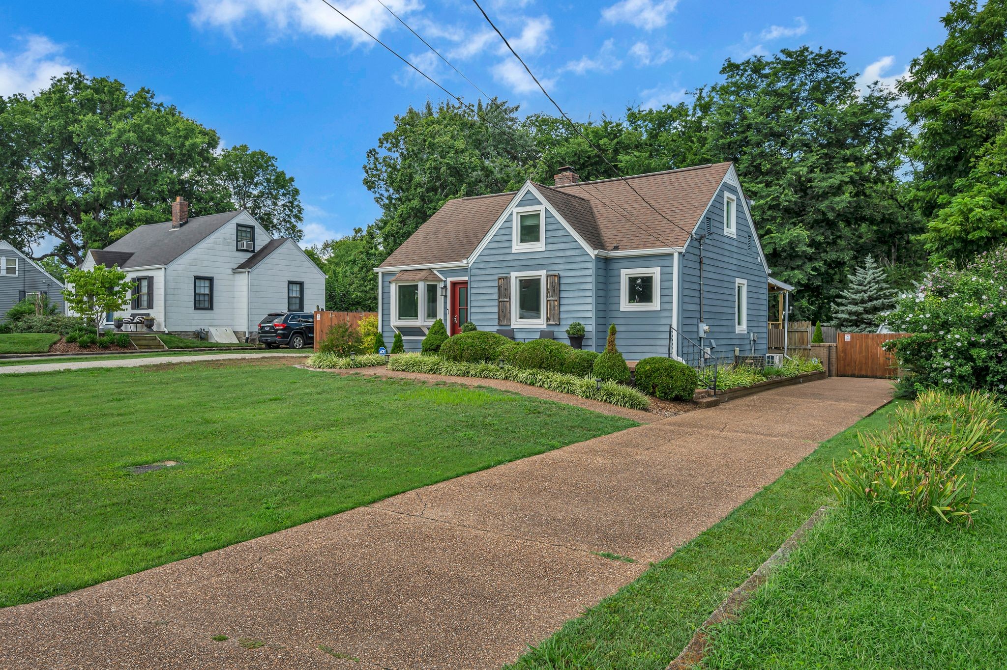3003 Dobbs Ave