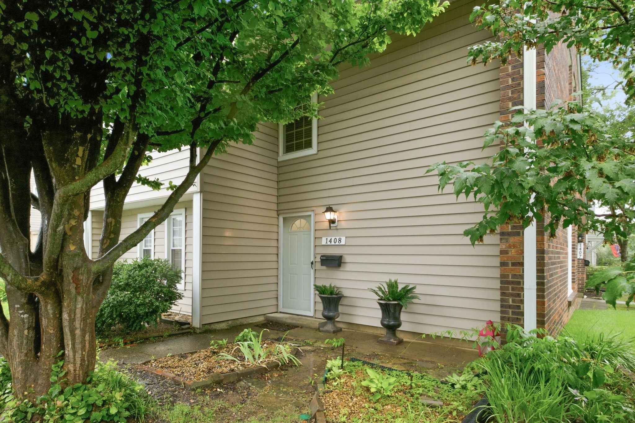 1408 Granville Rd
