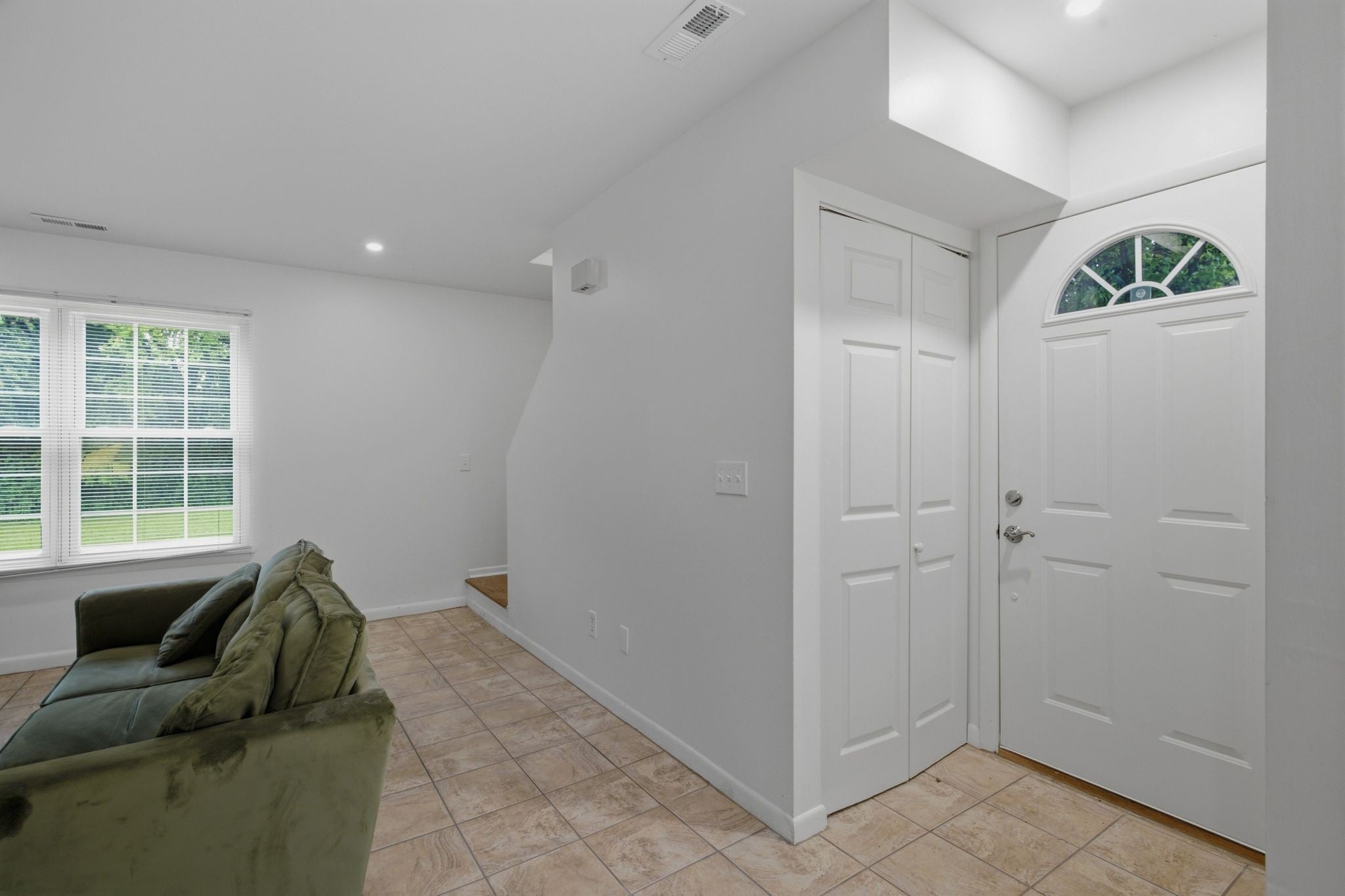 1408 Granville Rd