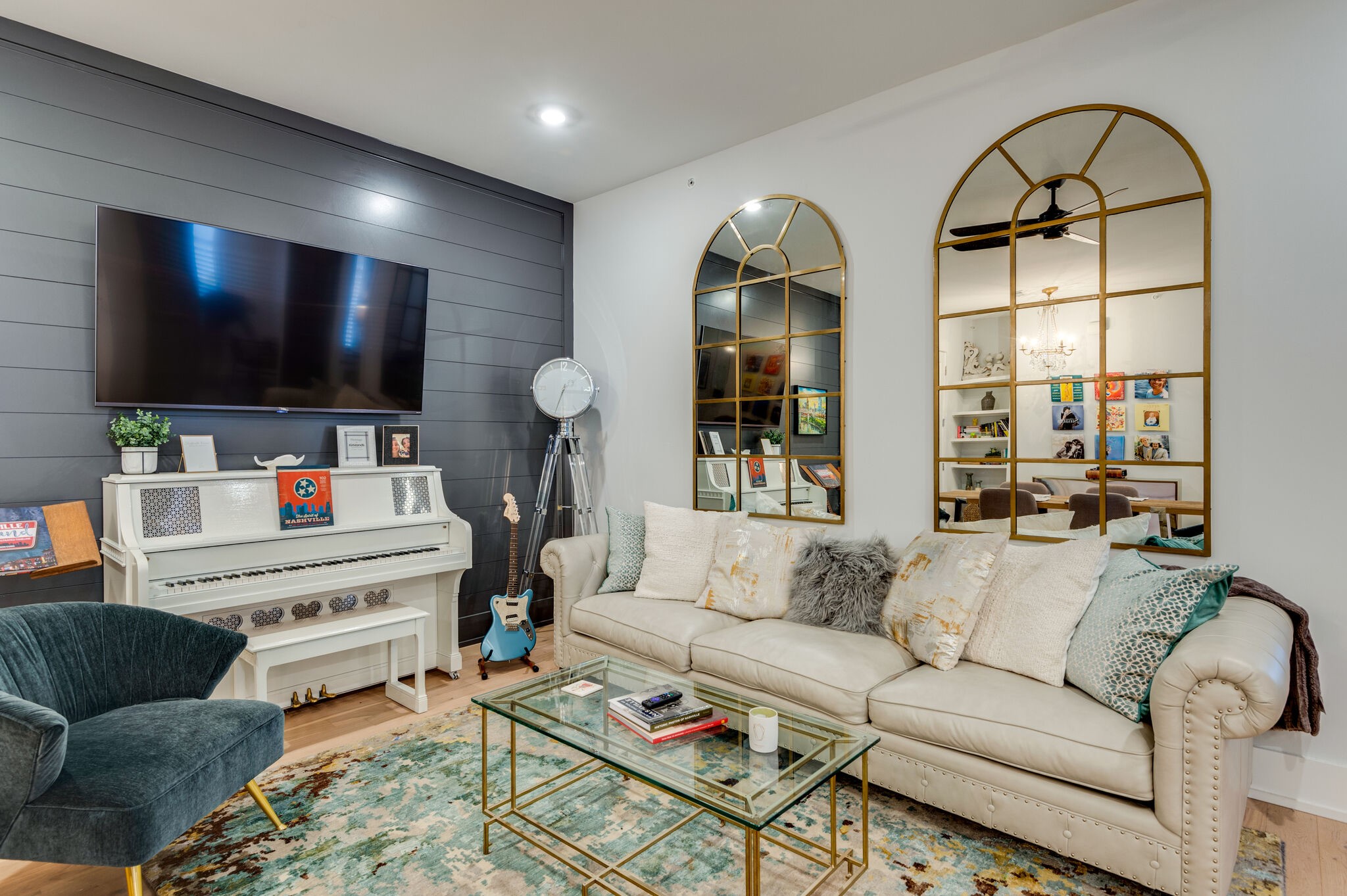 119 Acklen Park Dr 303