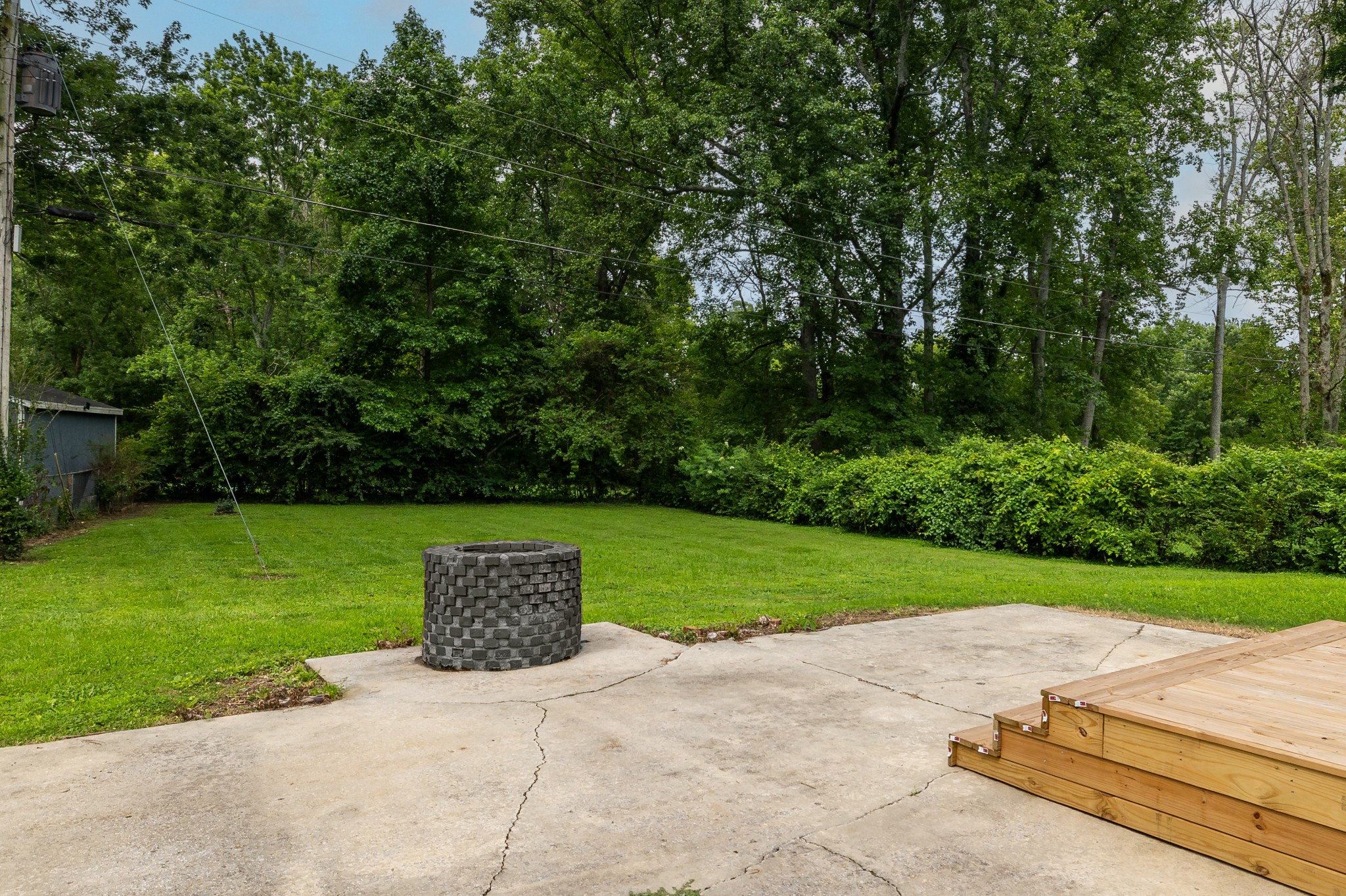 808 Maplehill Dr