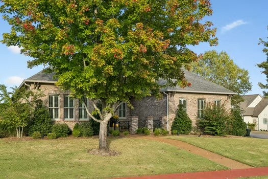 754 Plantation Blvd