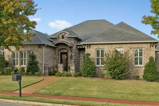 754 Plantation Blvd