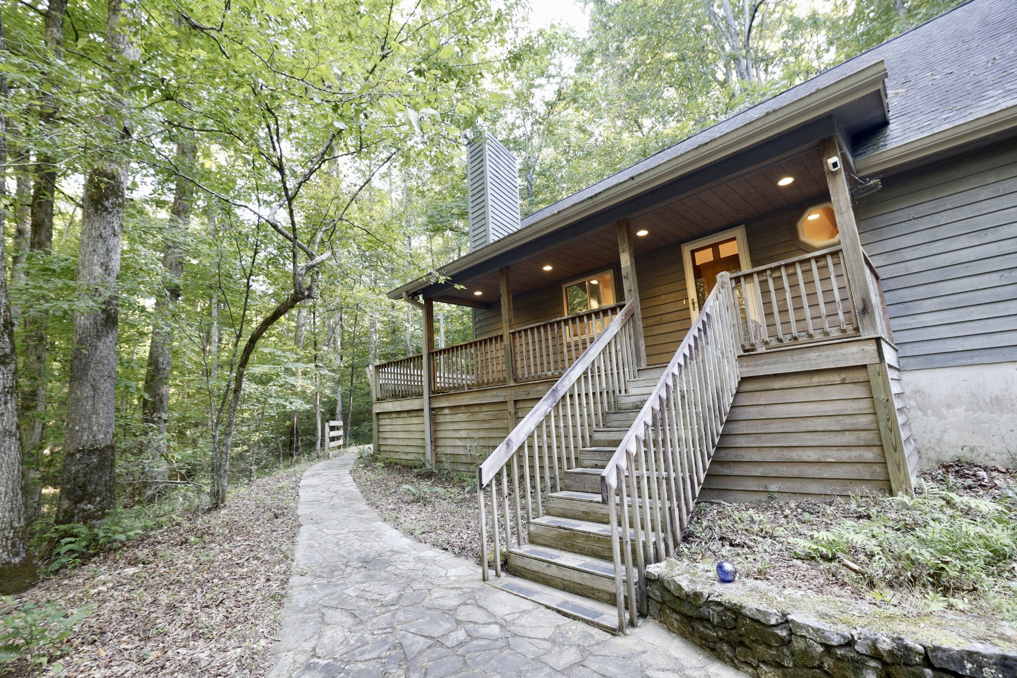 1336 Big Tom Rd