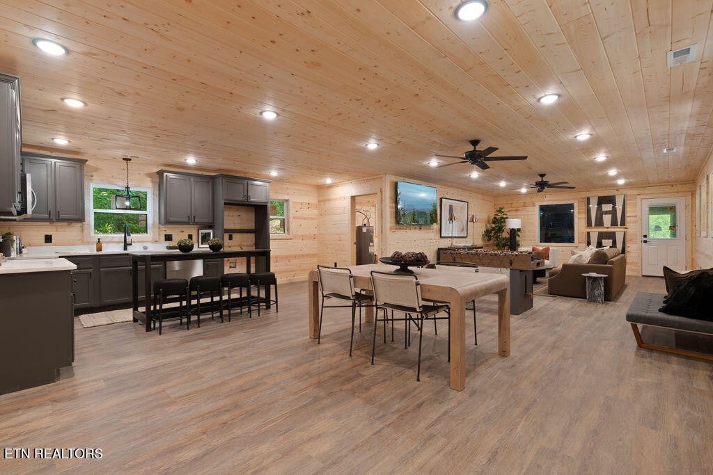 927 Carvers Lane