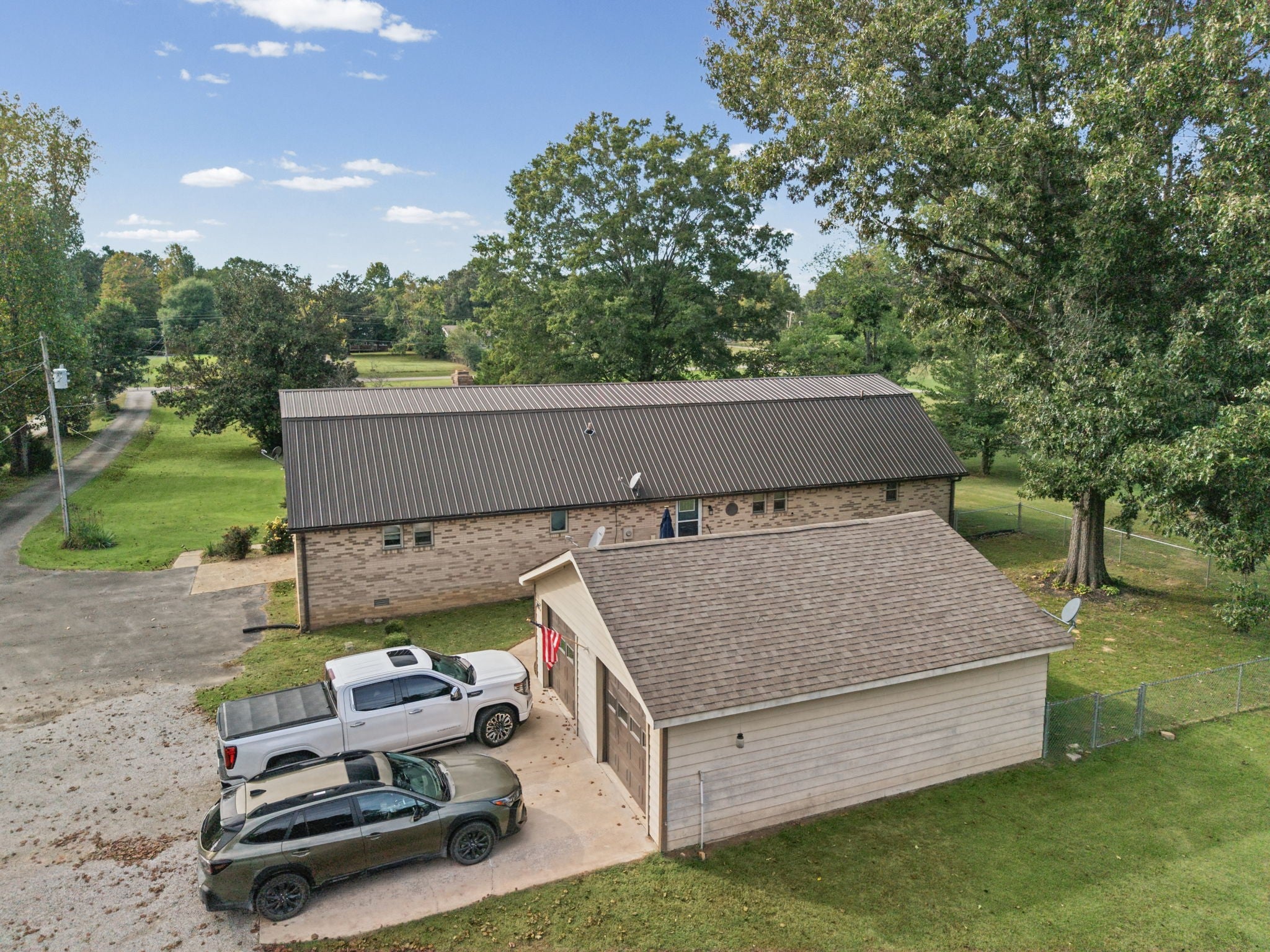 385 Crutchfield Ln