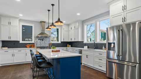 927 11th Ave N Nashville TN 37208