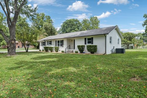 Photo of 1618 Shelley St, Murfreesboro, TN 37129 (MLS # 3078353)