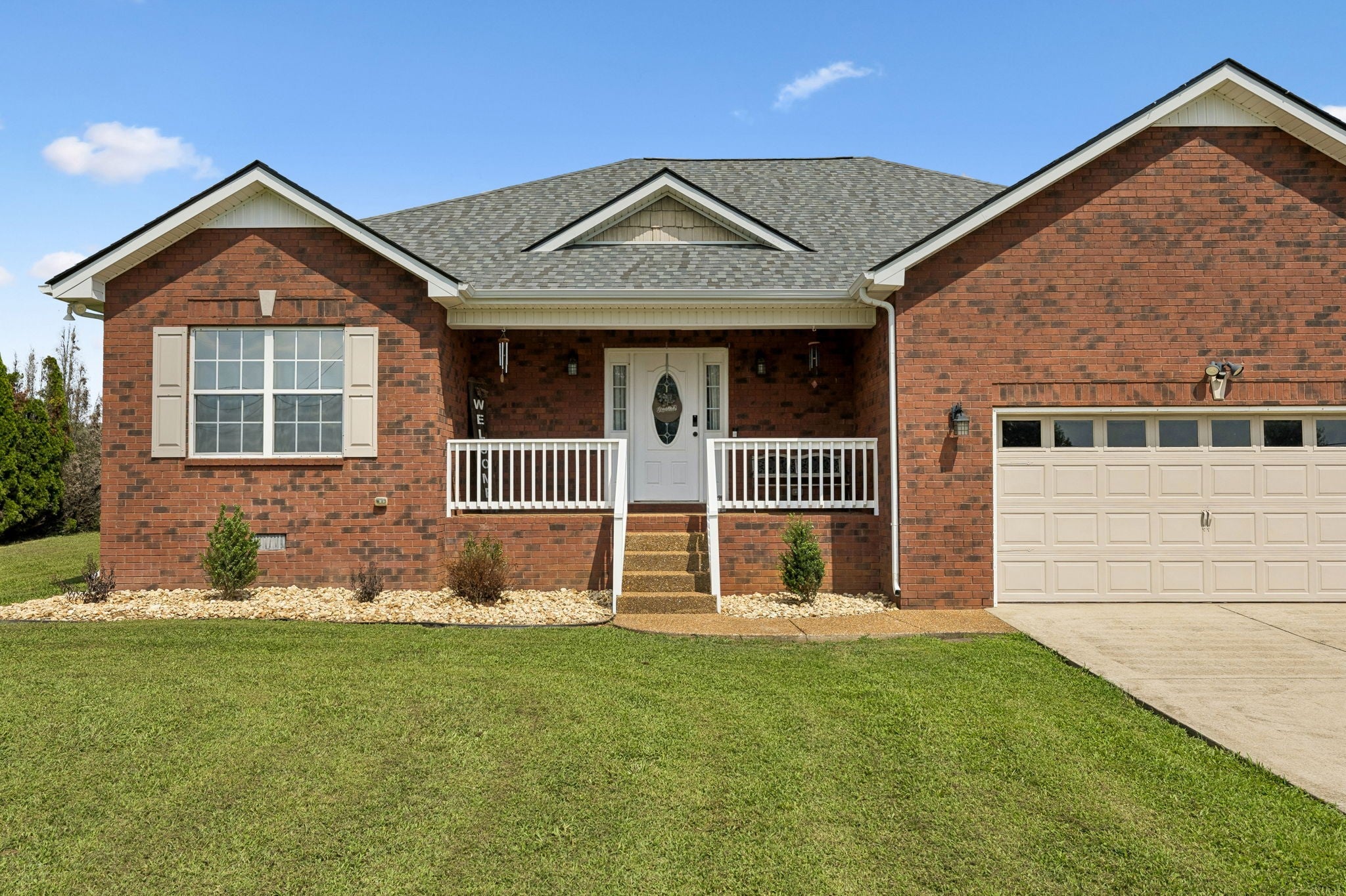 1361 Volunteer Ln