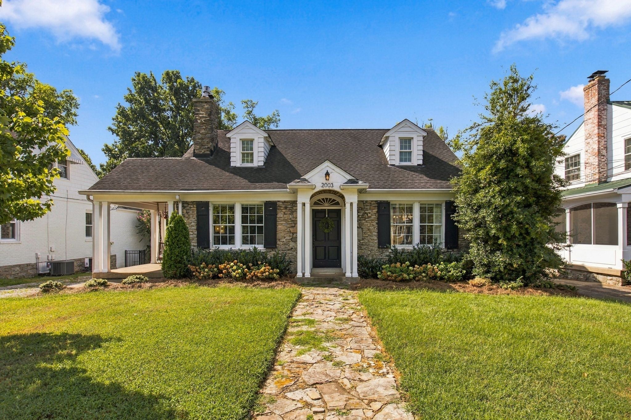 4-bed listing at 2003 Sweetbriar Ave, Nashville