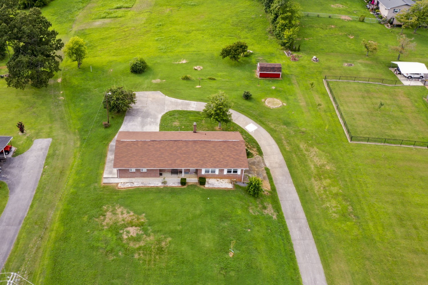 888 Isabell Dr