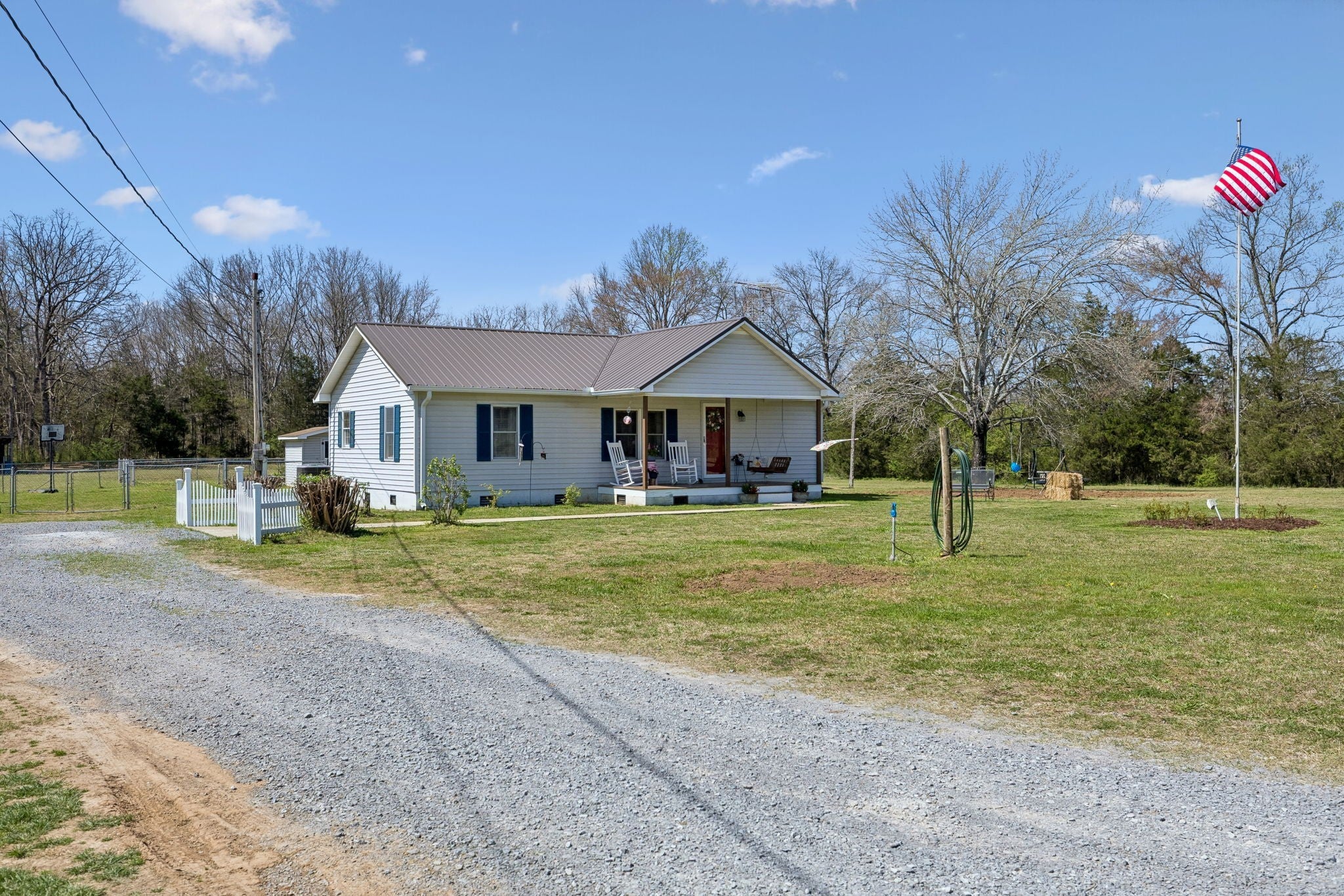 253 Henslee Rd