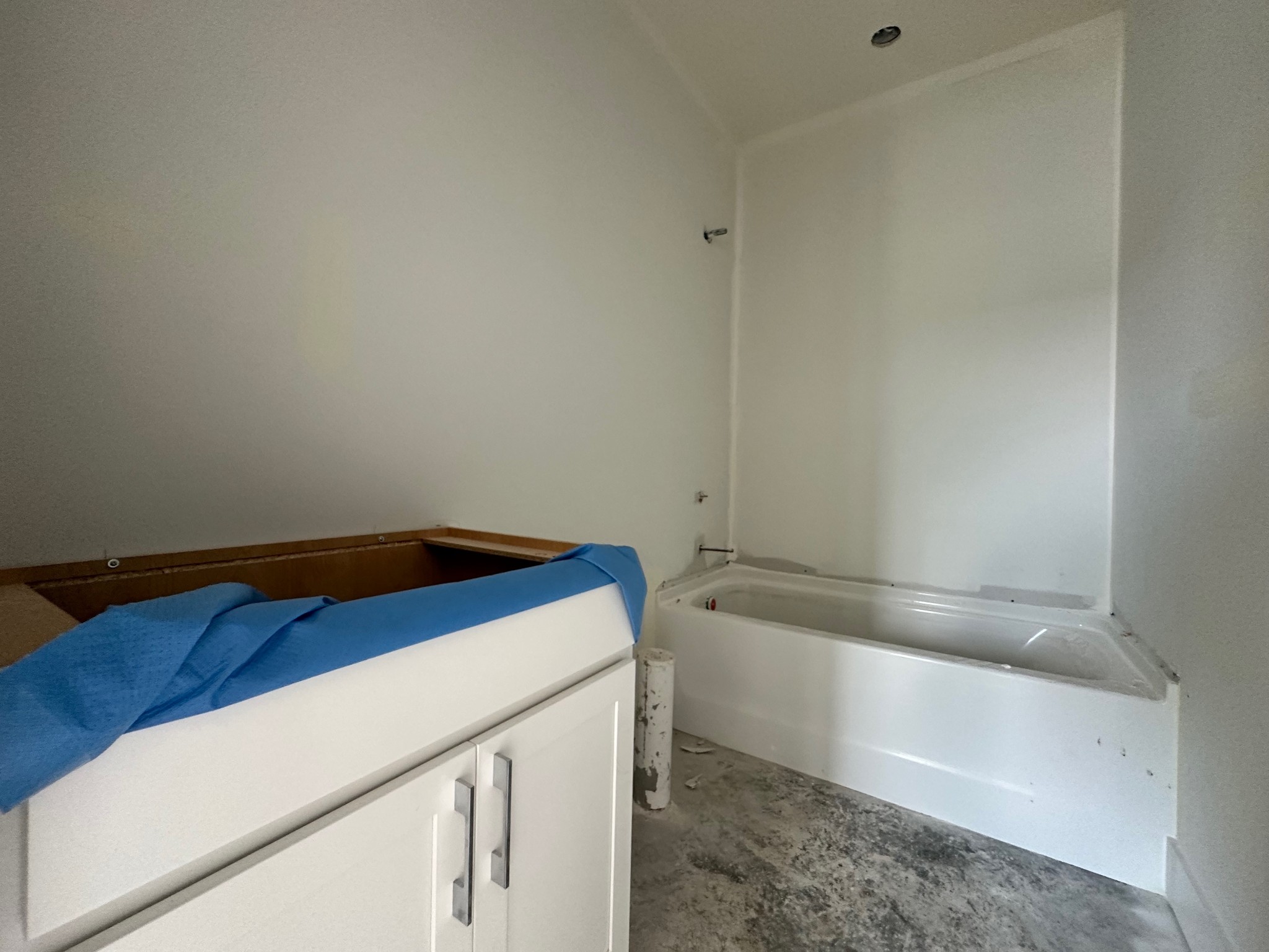 2076 Conductor Ln