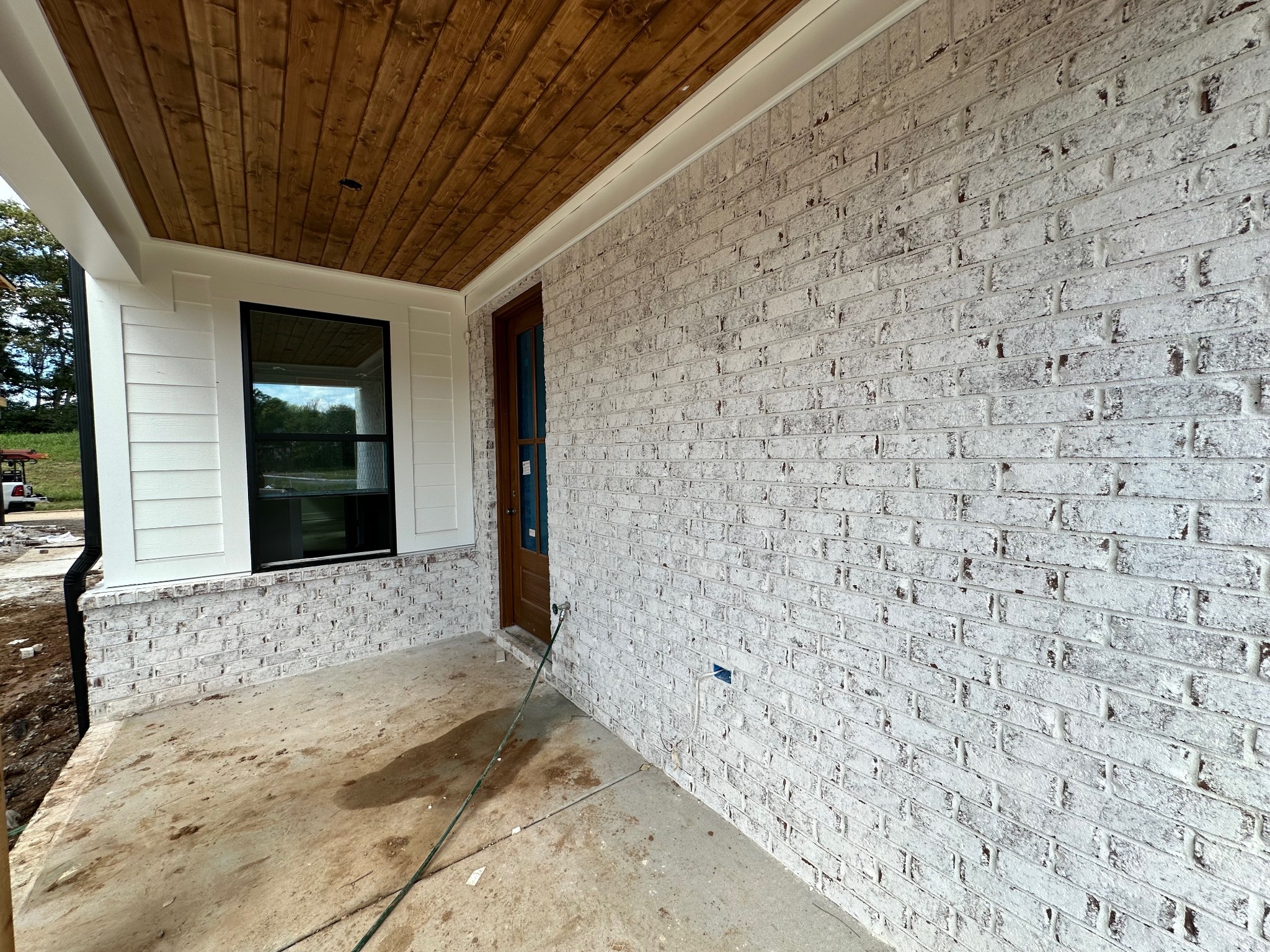 2076 Conductor Ln