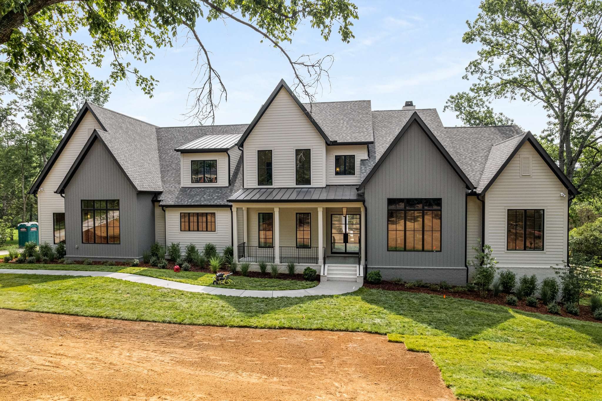 4530 Everett Dr