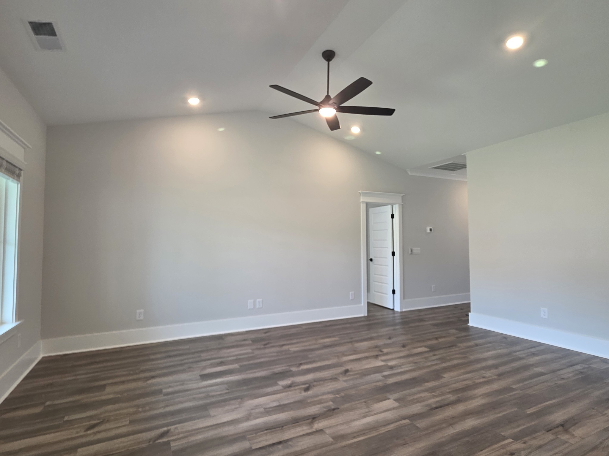 604 Silver Trace