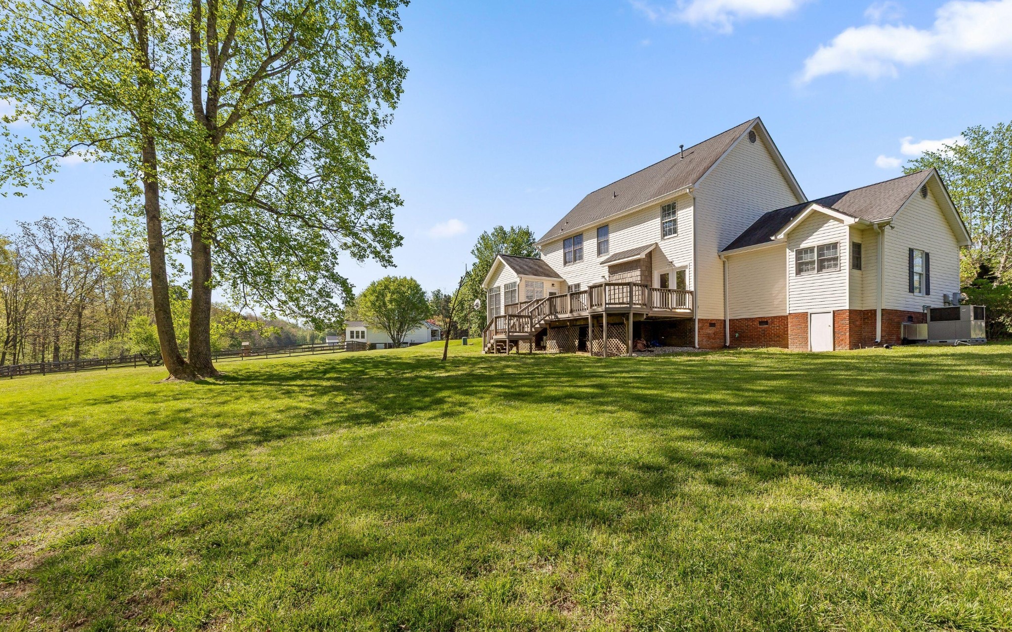 4832 Rolling Meadows Lane