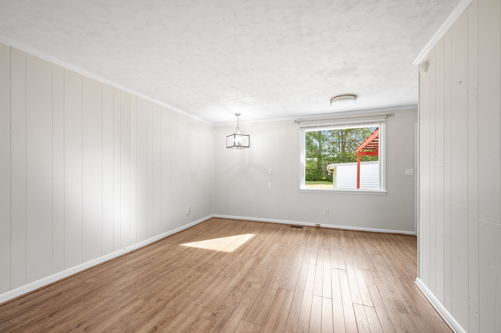 Smyrna, Tennessee 37167, United States, 3 Bedrooms Bedrooms, ,1 BathroomBathrooms,Residential,Active,235222