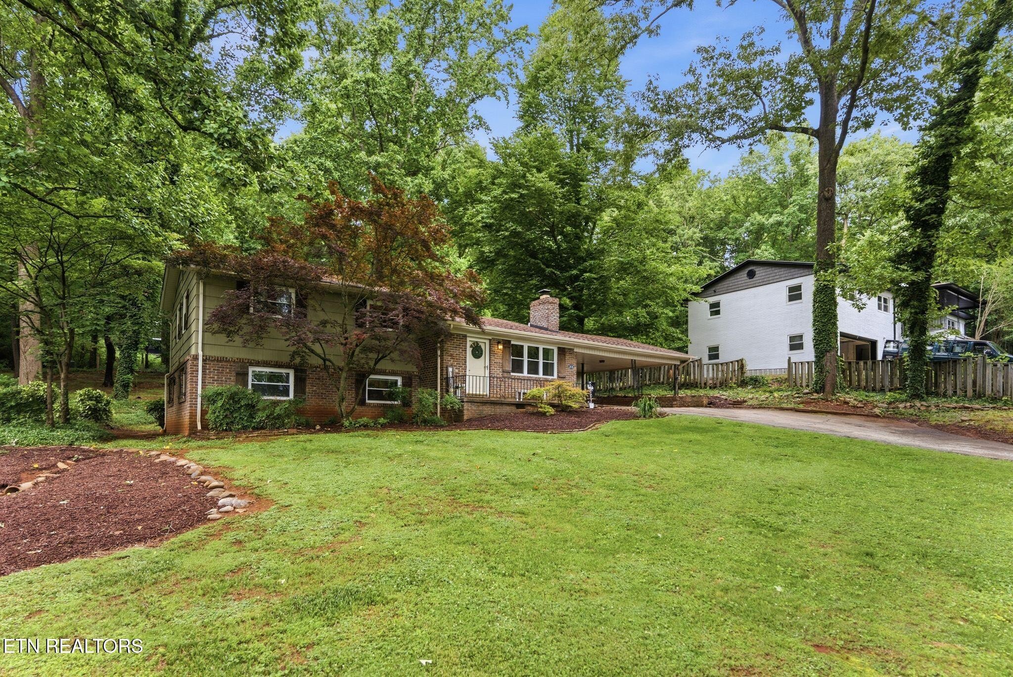 3215 Mount Vernon Drive