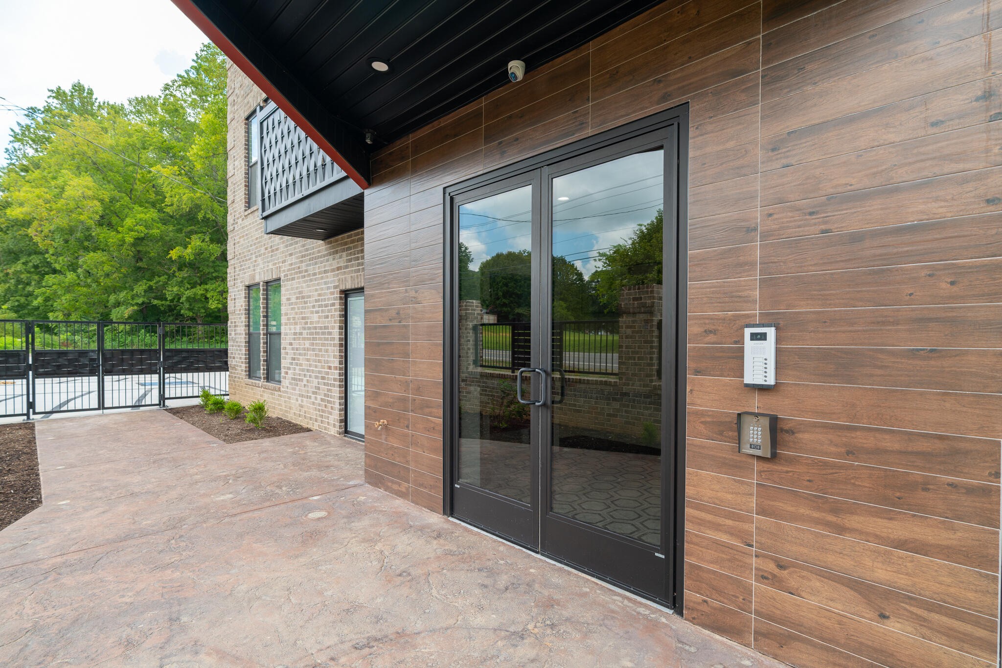 123 Englewood Rd New Road