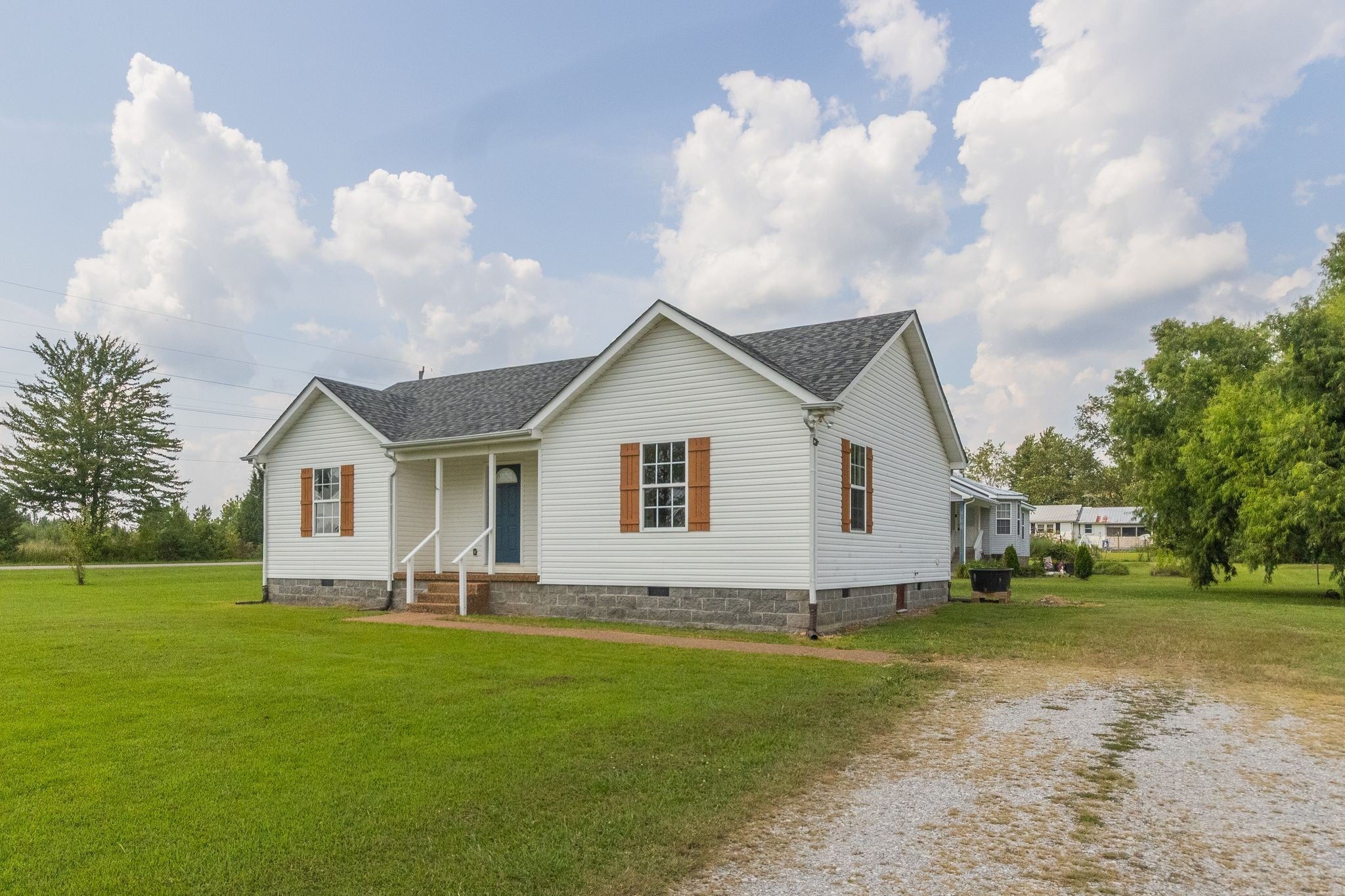 103 Robin Hood Rd