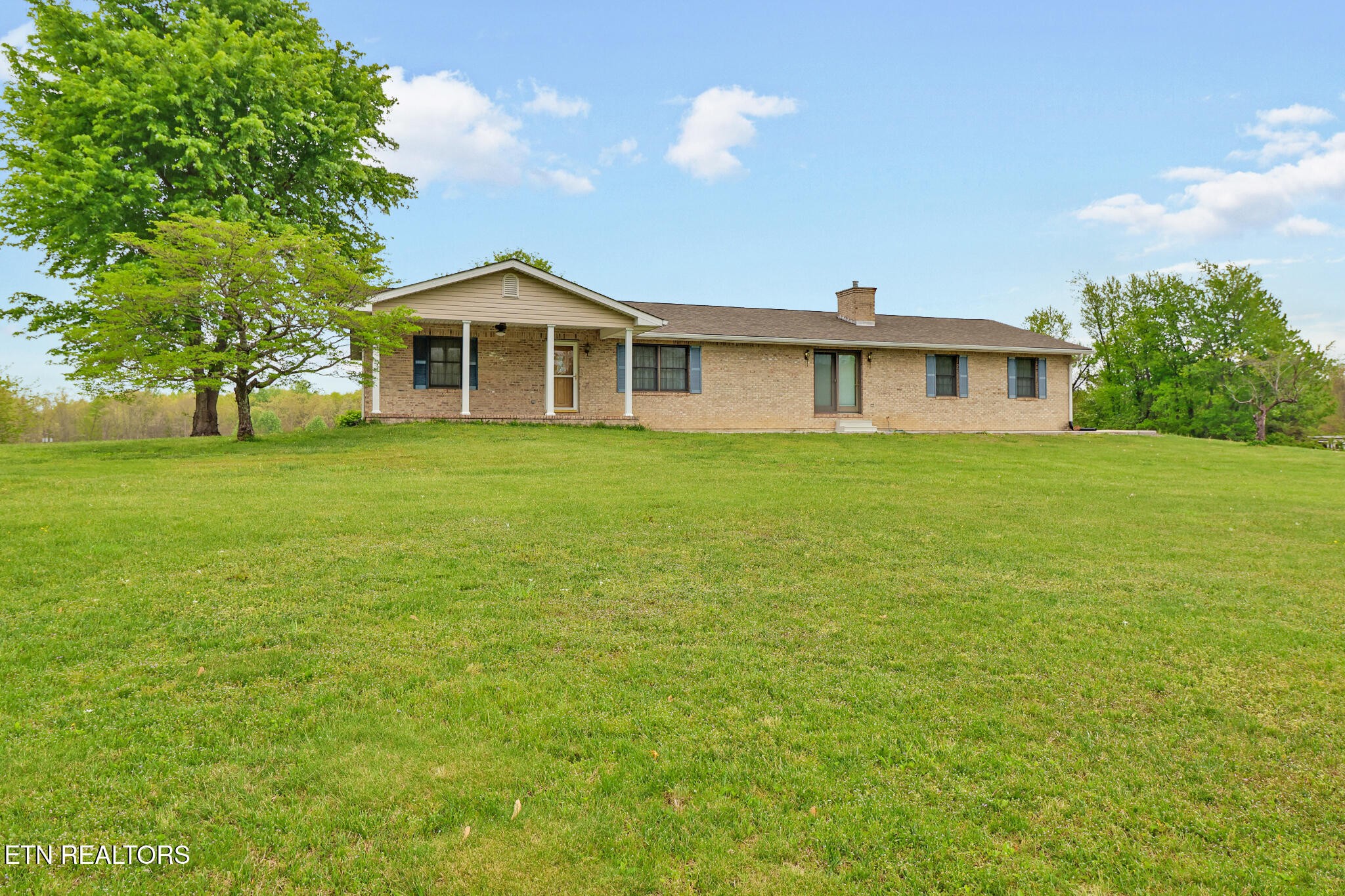 1396 N York Hwy 1396