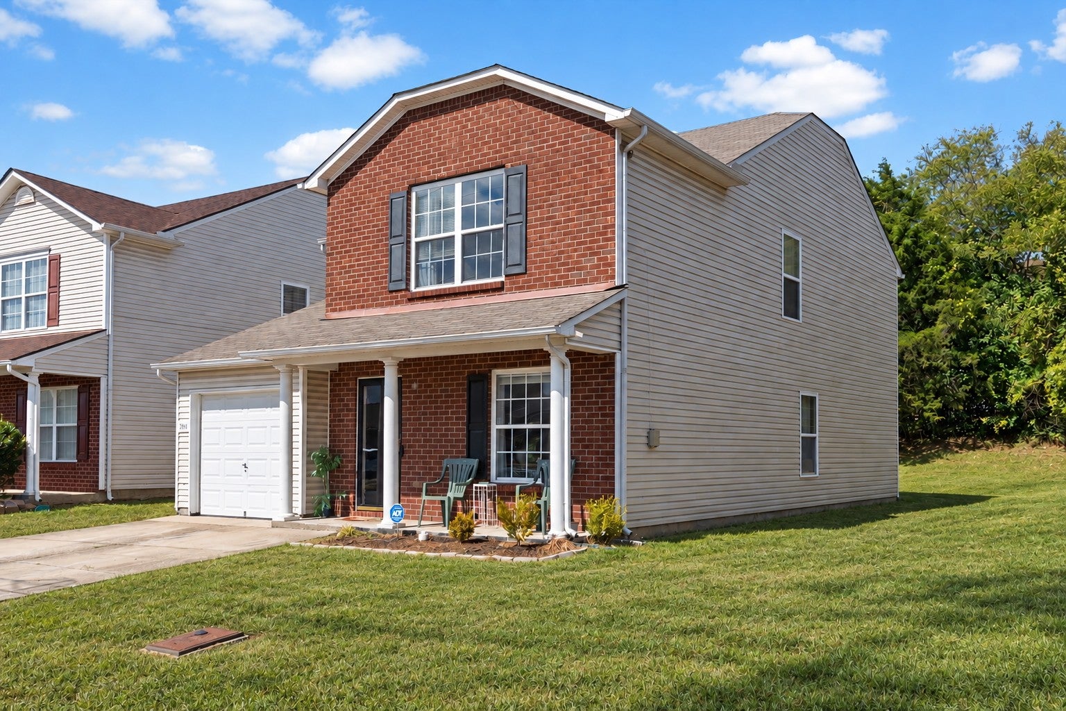 2804 Creekbend Dr