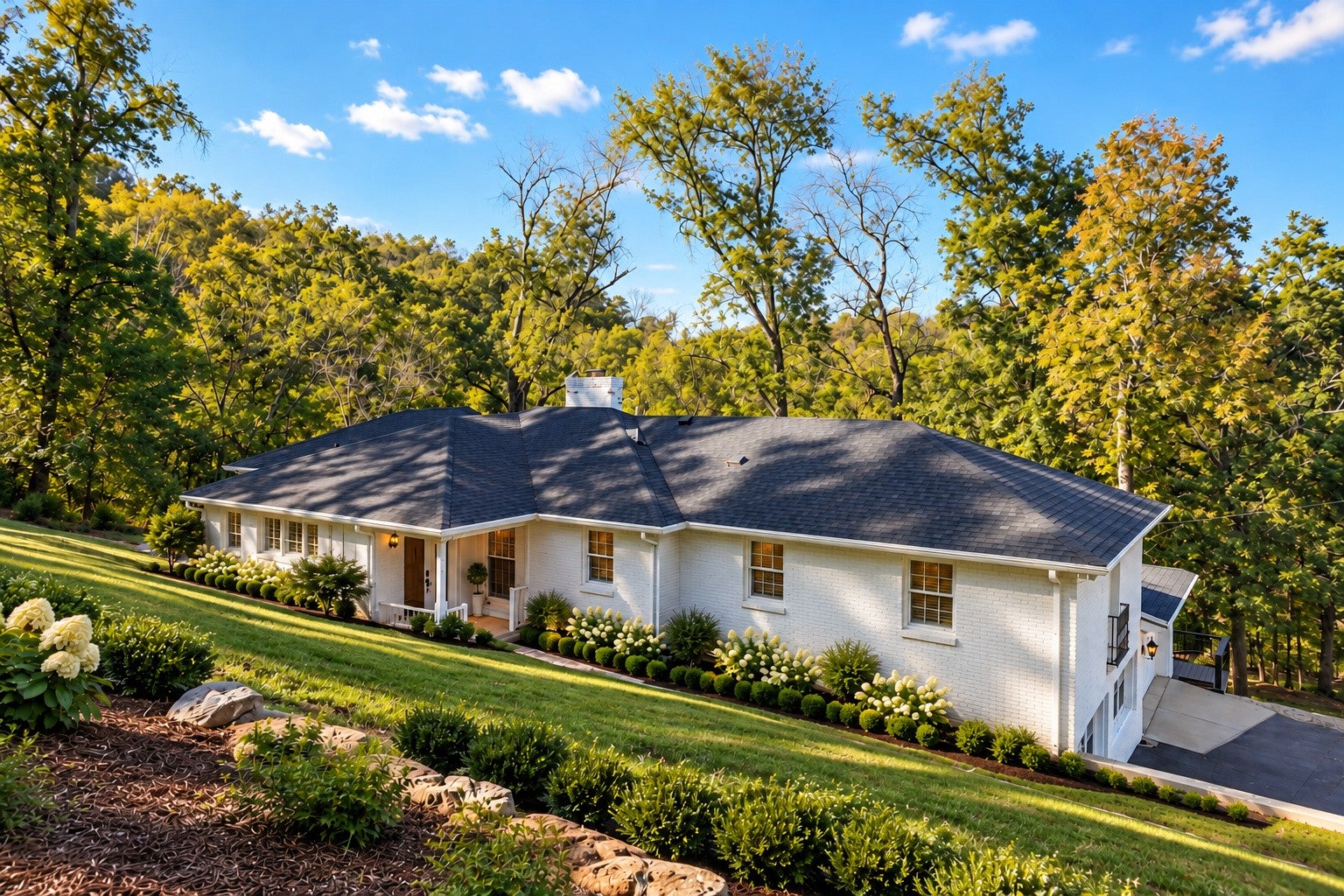1504 Dresden Cir