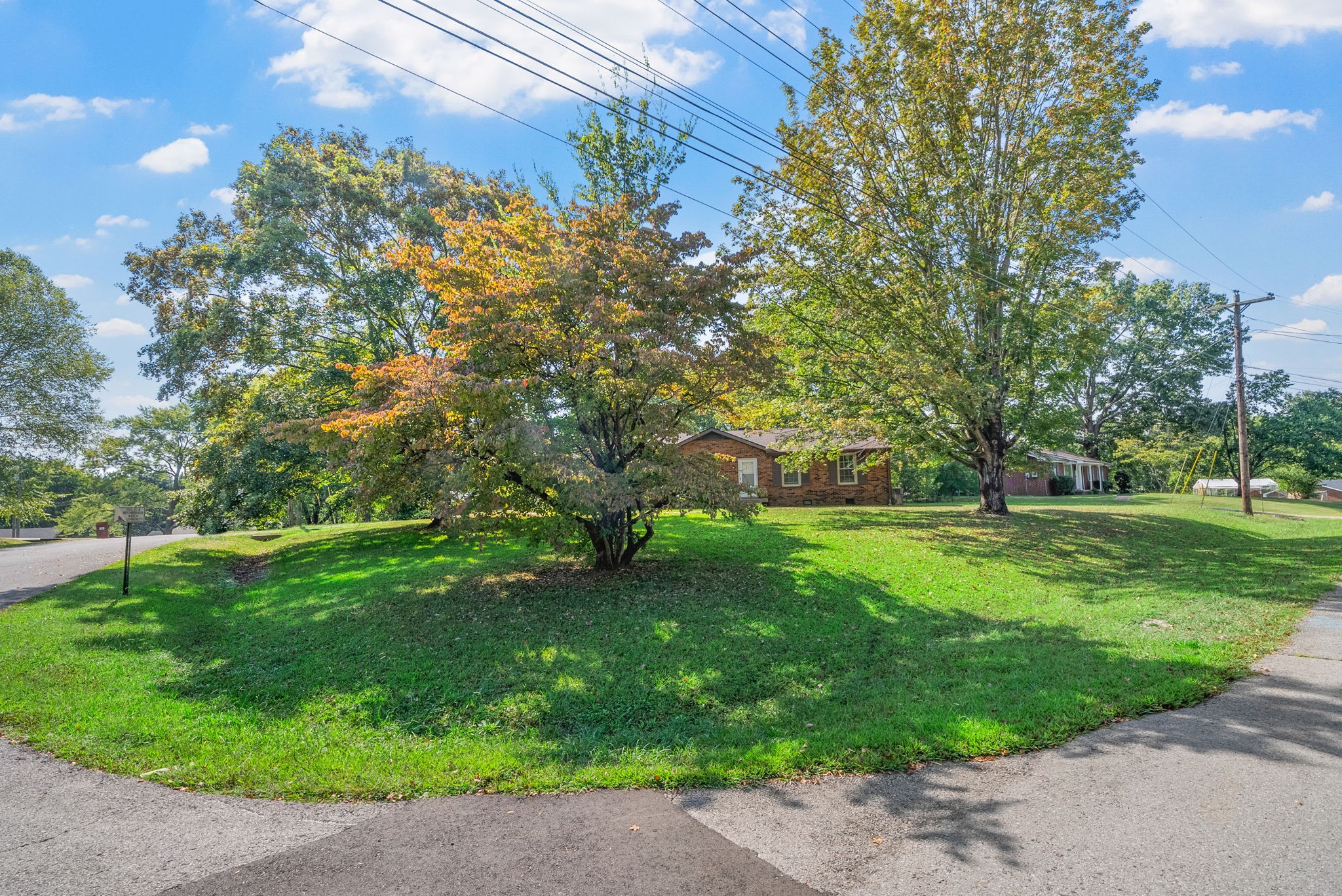 Clarksville, Tennessee 37043, United States, 2 Bedrooms Bedrooms, ,1 BathroomBathrooms,Residential,Active,212813