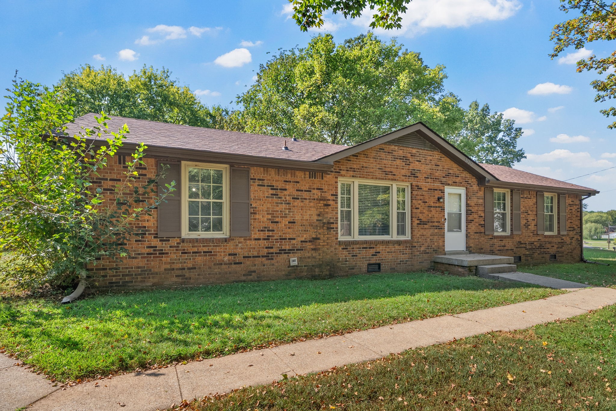 Clarksville, Tennessee 37043, United States, 2 Bedrooms Bedrooms, ,1 BathroomBathrooms,Residential,Active,212813 Clarksville, Tennessee 37043, United States, 2 Bedrooms Bedrooms, ,1 BathroomBathrooms,Residential,Active,212813