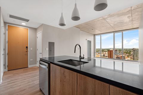 Photo of 805 Church St S #3206, Nashville, TN 37203 (MLS # 3217114)
