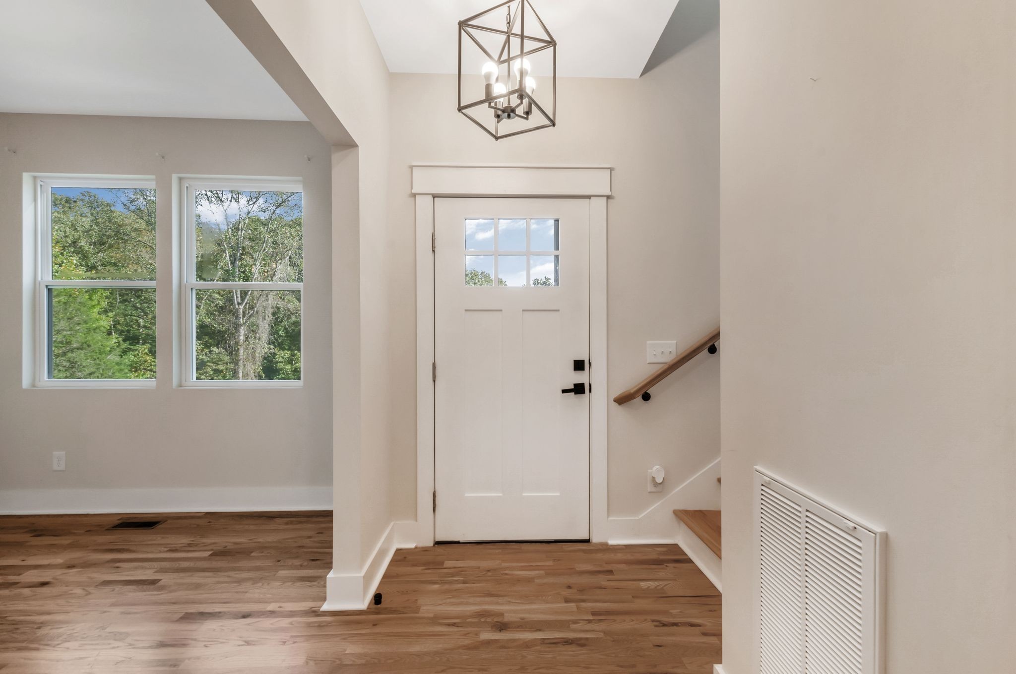 2005 Beaver Ridge Dr