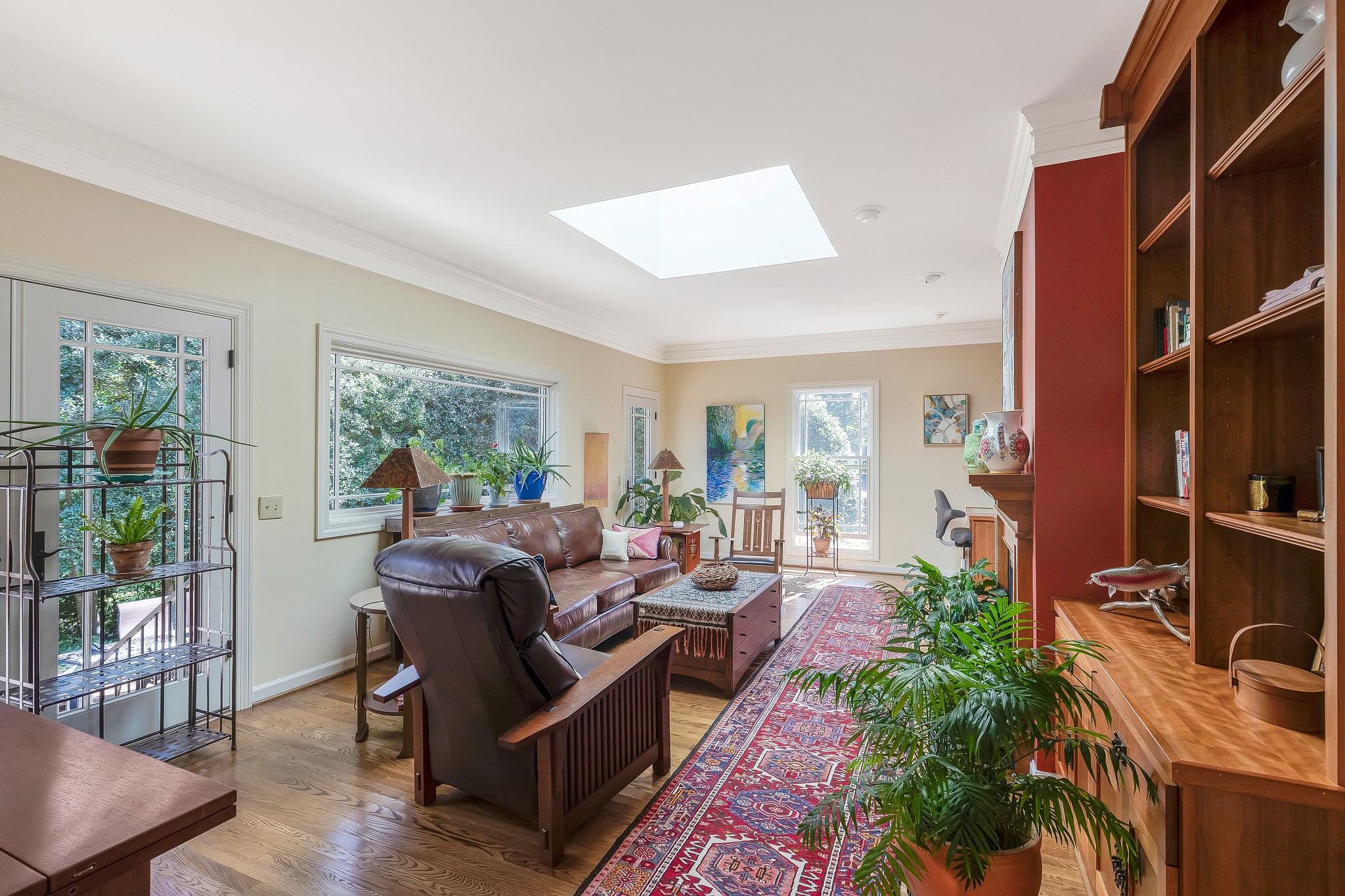 Nashville, Tennessee 37215, United States, 2 Bedrooms Bedrooms, ,2 BathroomsBathrooms,Residential,Pending,110298