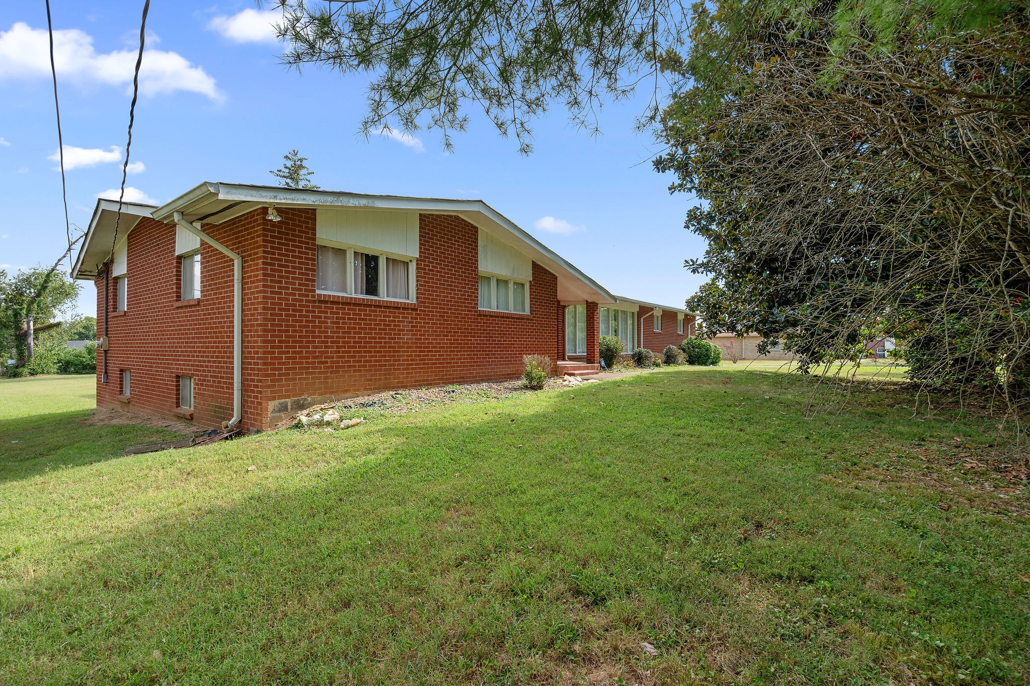 3952 Drakes Branch Rd