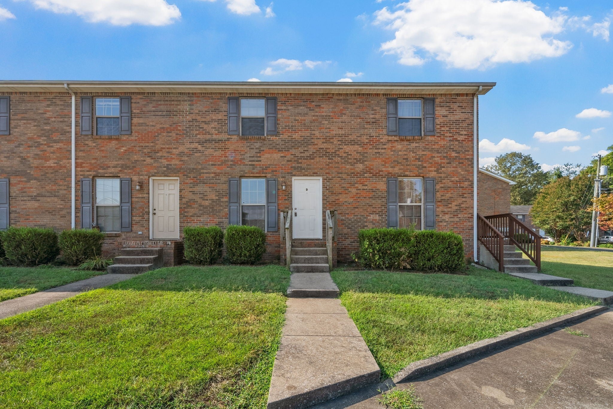 240 Winters Ct C