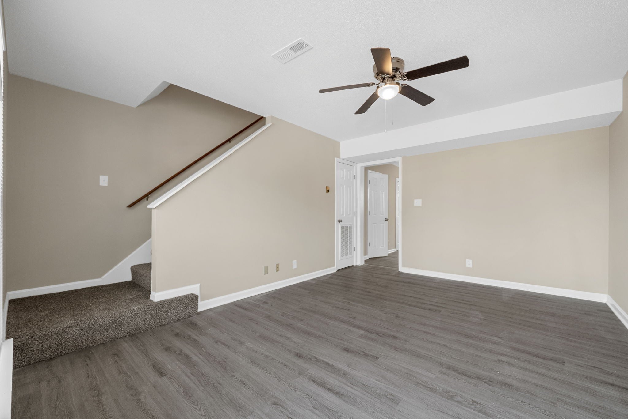 240 Winters Ct C