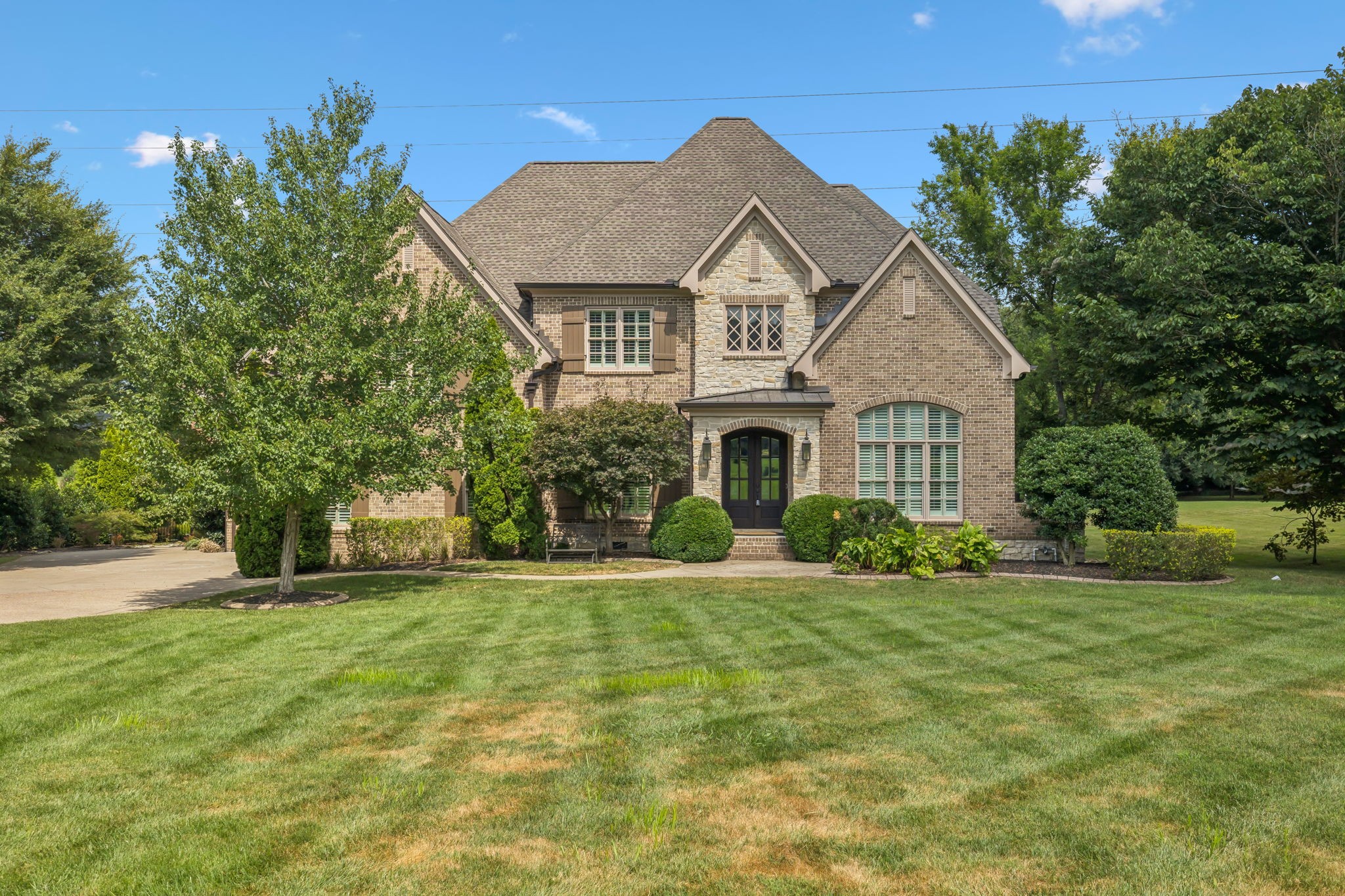 2433 Durham Manor Dr