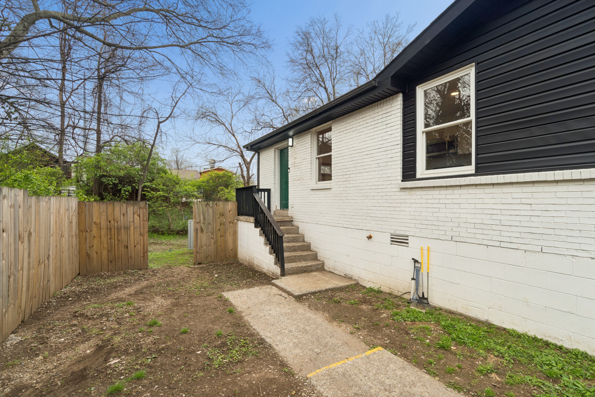 200 Prince Ave