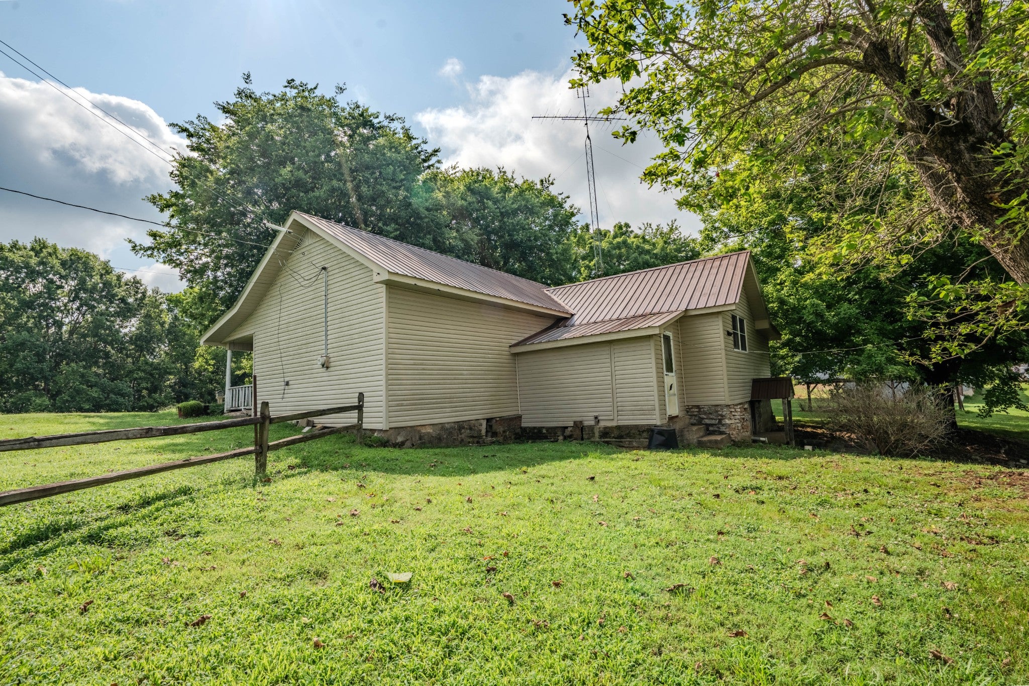 139 Hardin Loop