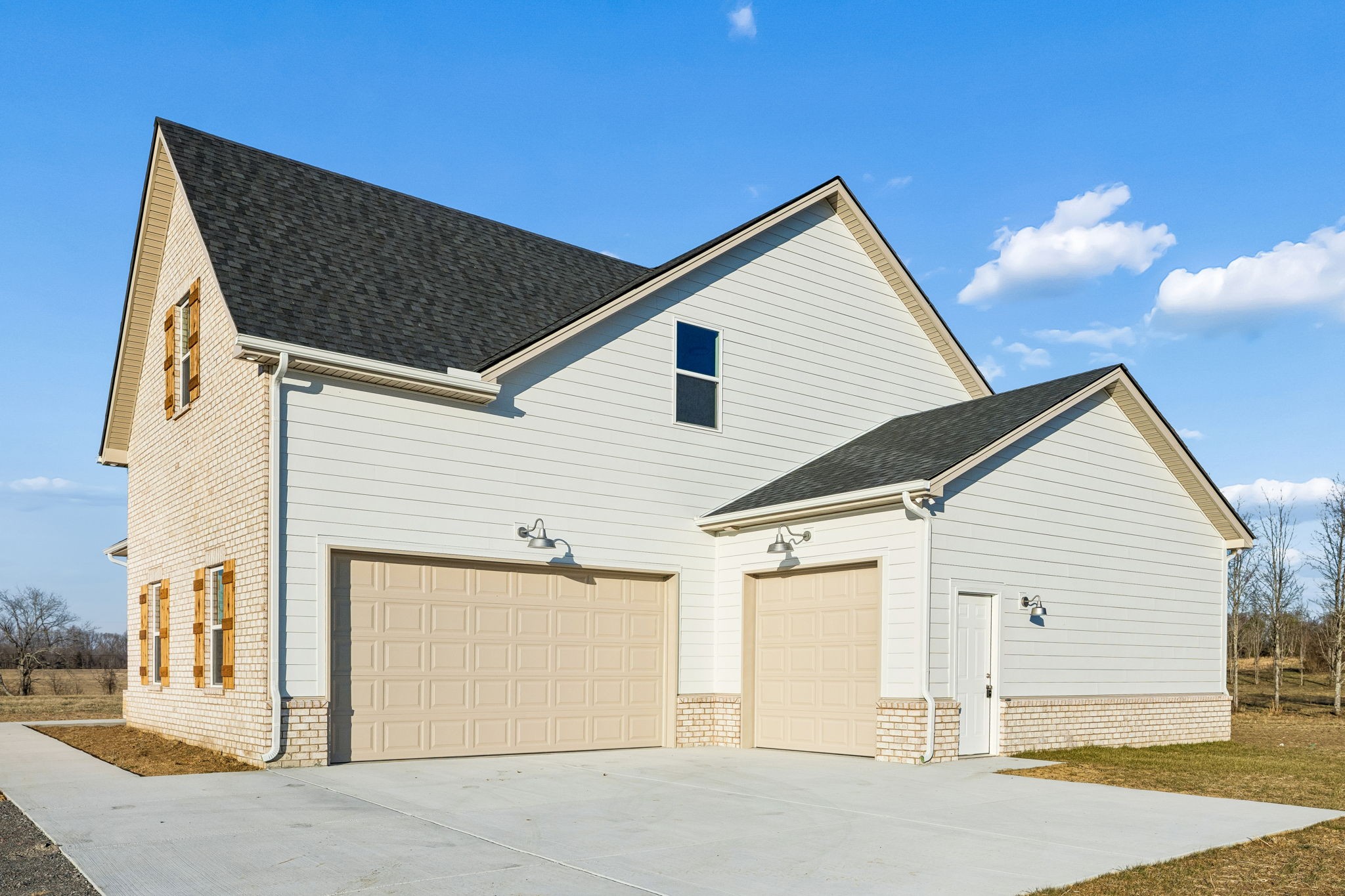 2233 County House Rd