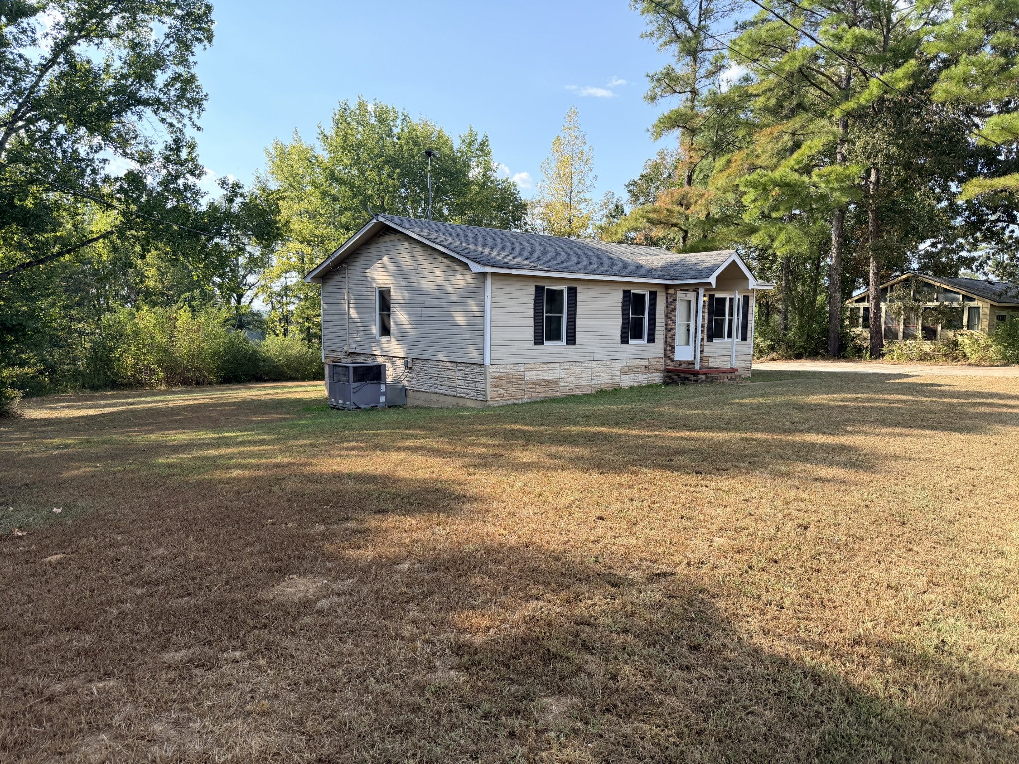155 Dickson Rd