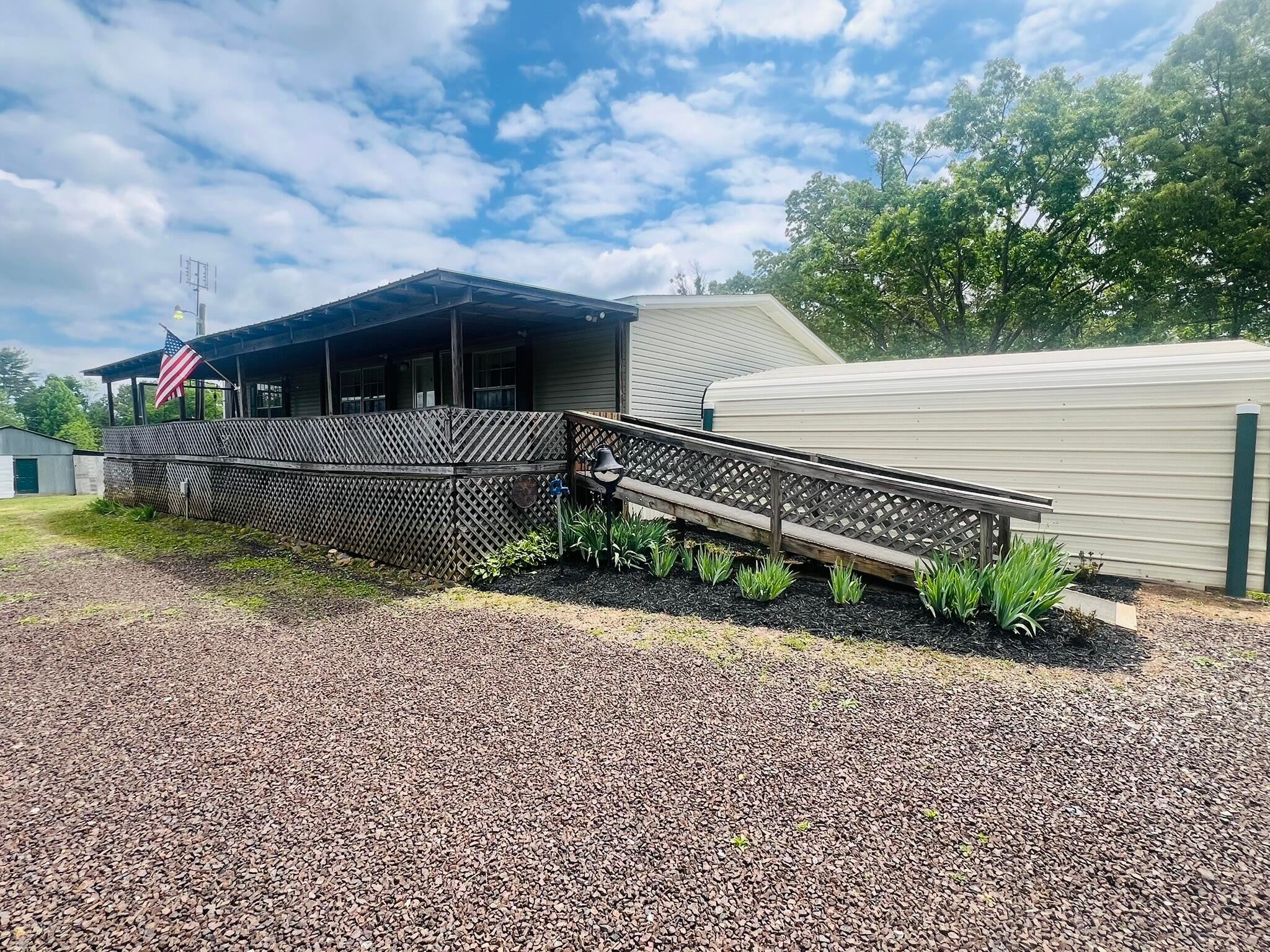 105 Lola Drive