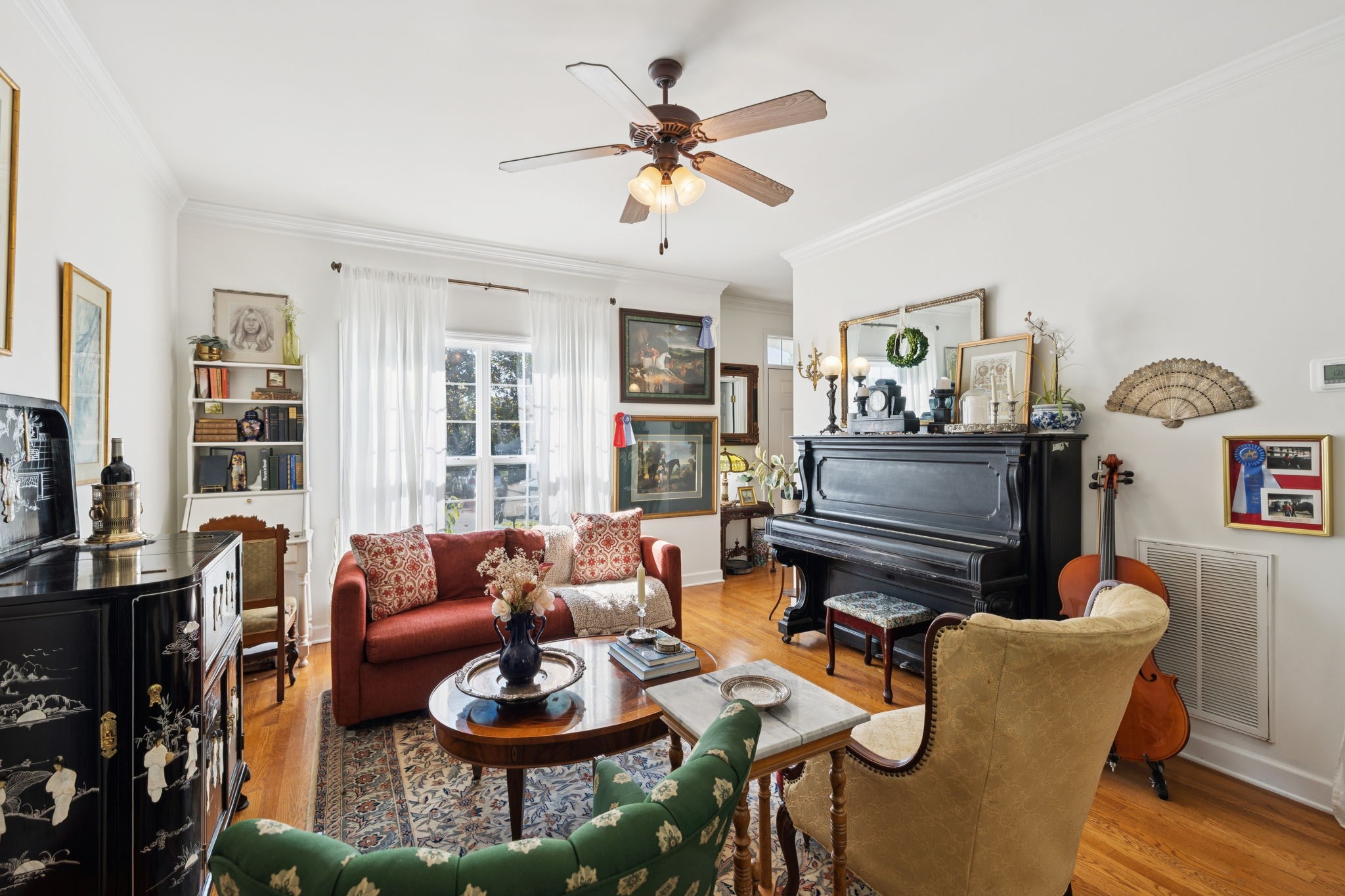 305 Newport Meadows Cir