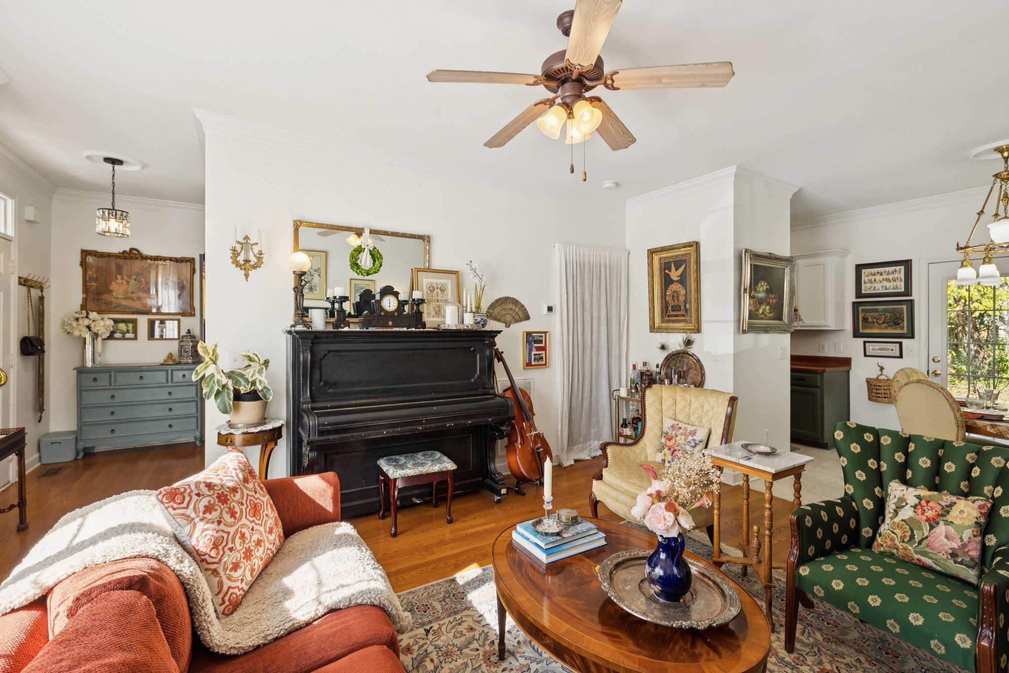 305 Newport Meadows Cir