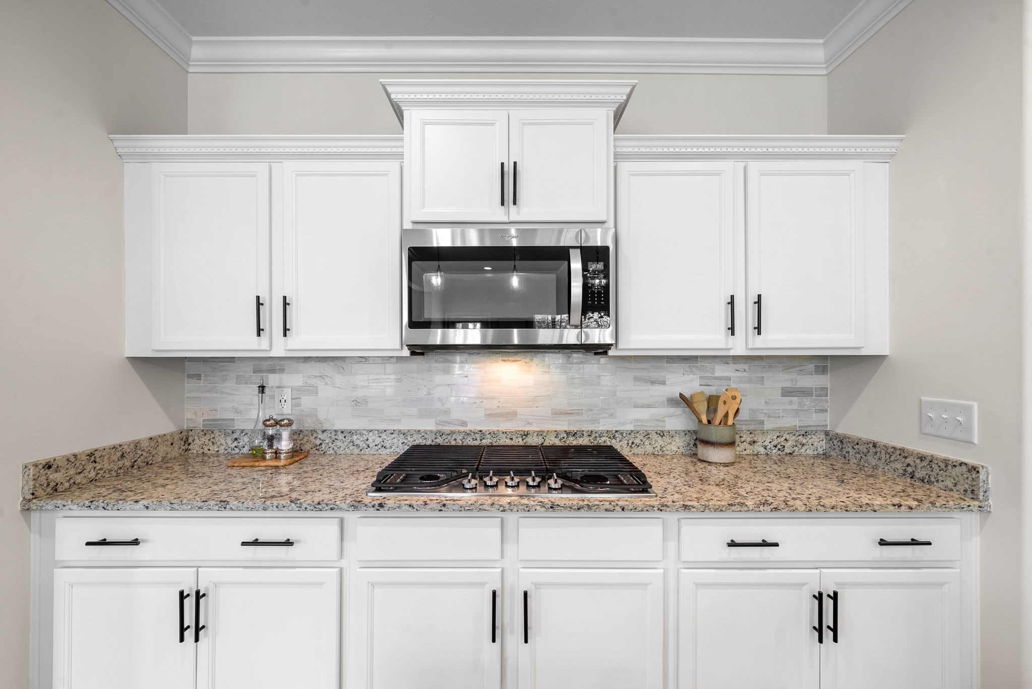 Clarksville, Tennessee 37040, United States, 4 Bedrooms Bedrooms, ,3 BathroomsBathrooms,Residential,Pending,125410