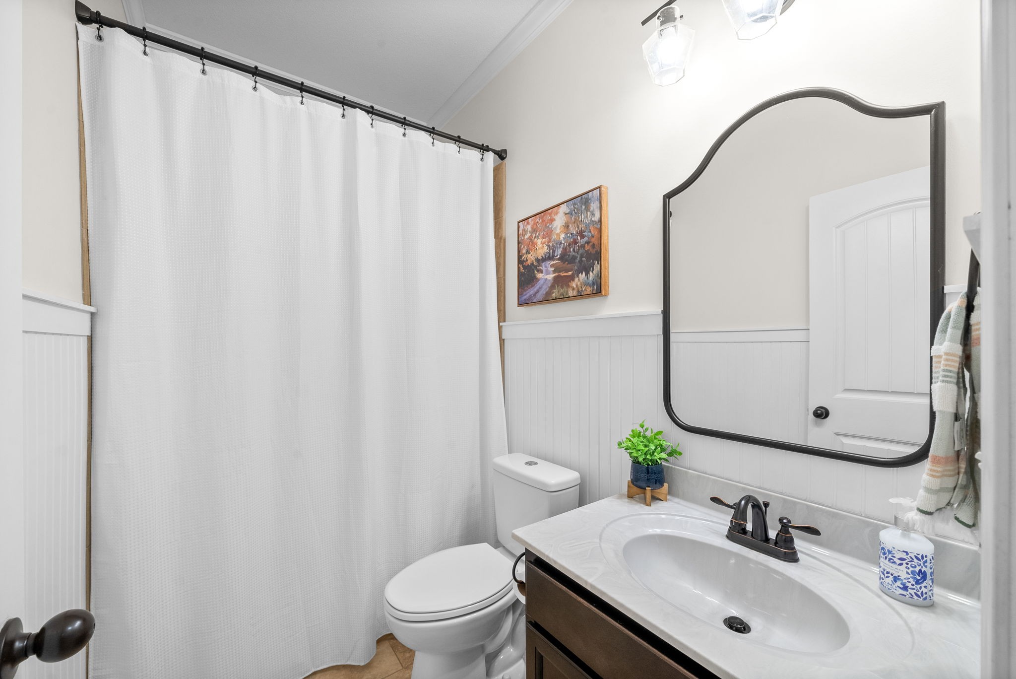 Clarksville, Tennessee 37040, United States, 4 Bedrooms Bedrooms, ,3 BathroomsBathrooms,Residential,Pending,125410