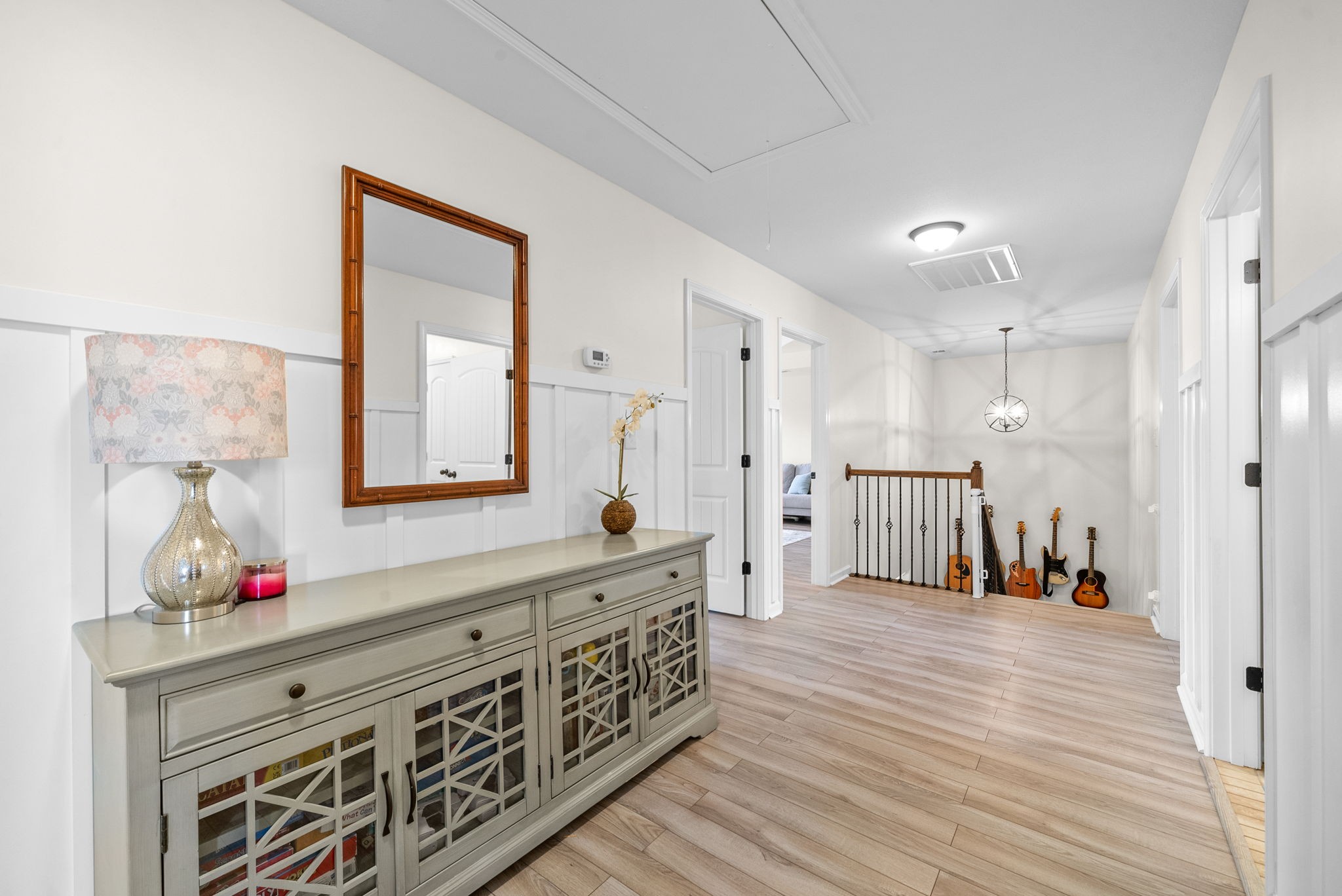 Clarksville, Tennessee 37040, United States, 4 Bedrooms Bedrooms, ,3 BathroomsBathrooms,Residential,Pending,125410