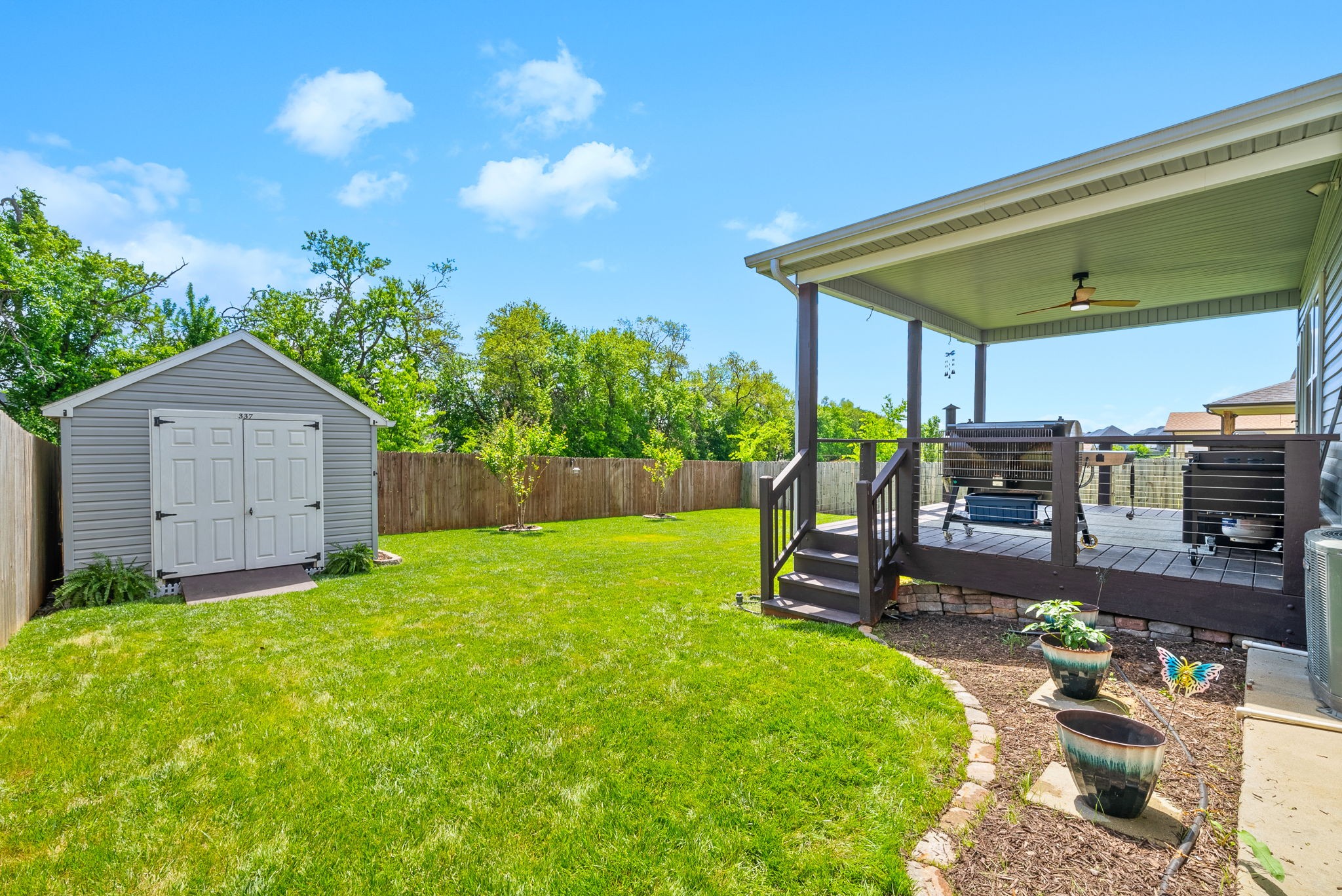 Clarksville, Tennessee 37040, United States, 4 Bedrooms Bedrooms, ,3 BathroomsBathrooms,Residential,Pending,125410